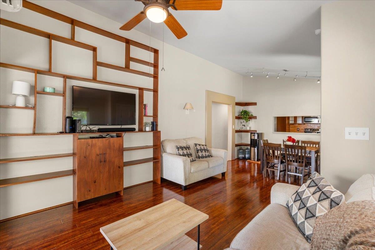 Kehalani Gardens condo # 1401, Wailuku, Hawaii - photo 4 of 40