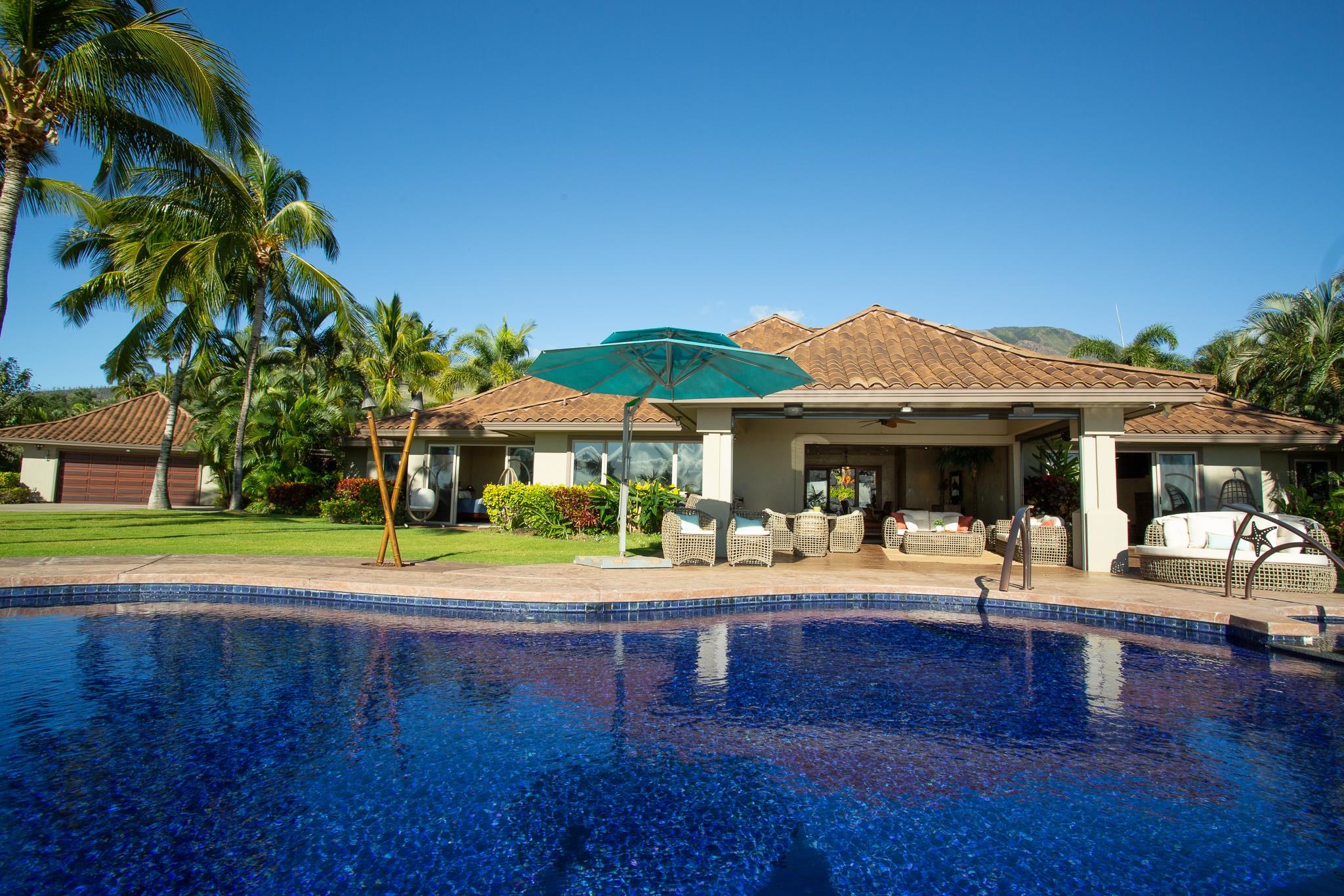 67  Wili Okai Way Puunoa, Lahaina home - photo 2 of 47