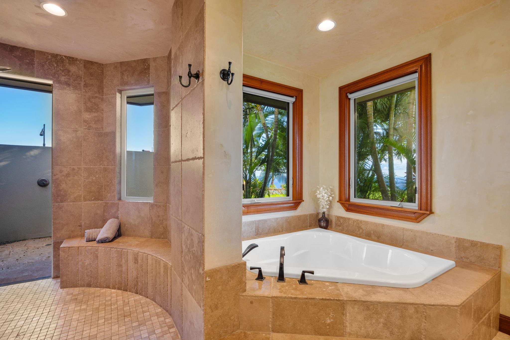 67  Wili Okai Way Puunoa, Lahaina home - photo 24 of 50