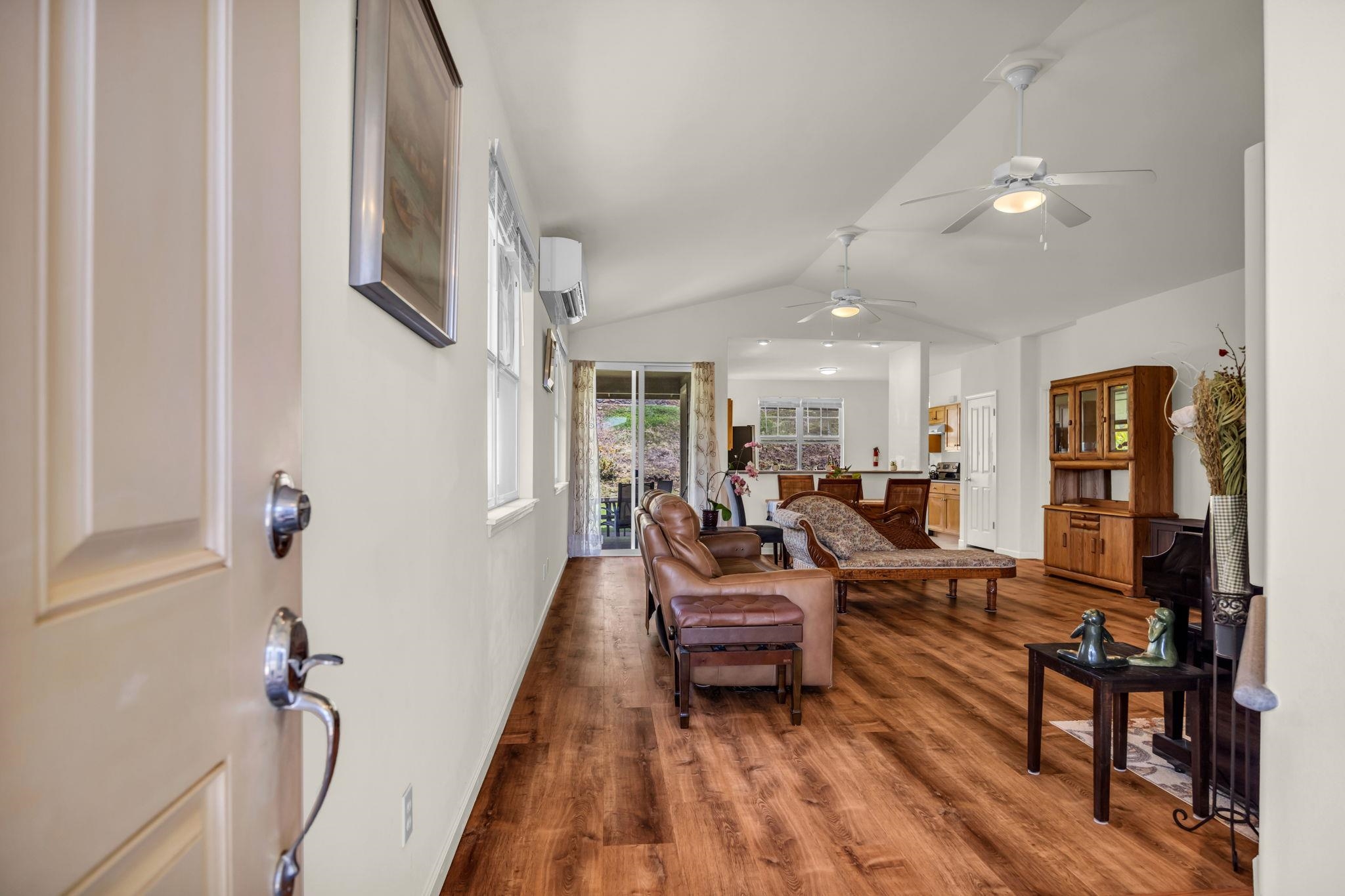 672  Komo Ohia St Komo Ohia, Wailuku home - photo 4 of 35