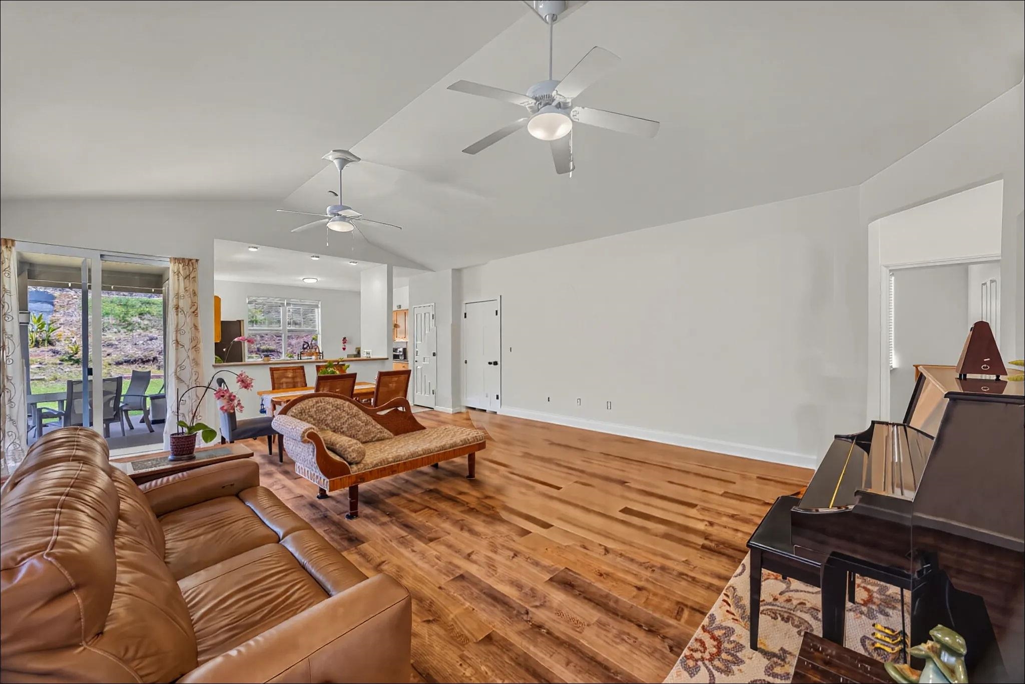 672  Komo Ohia St Komo Ohia, Wailuku home - photo 5 of 35