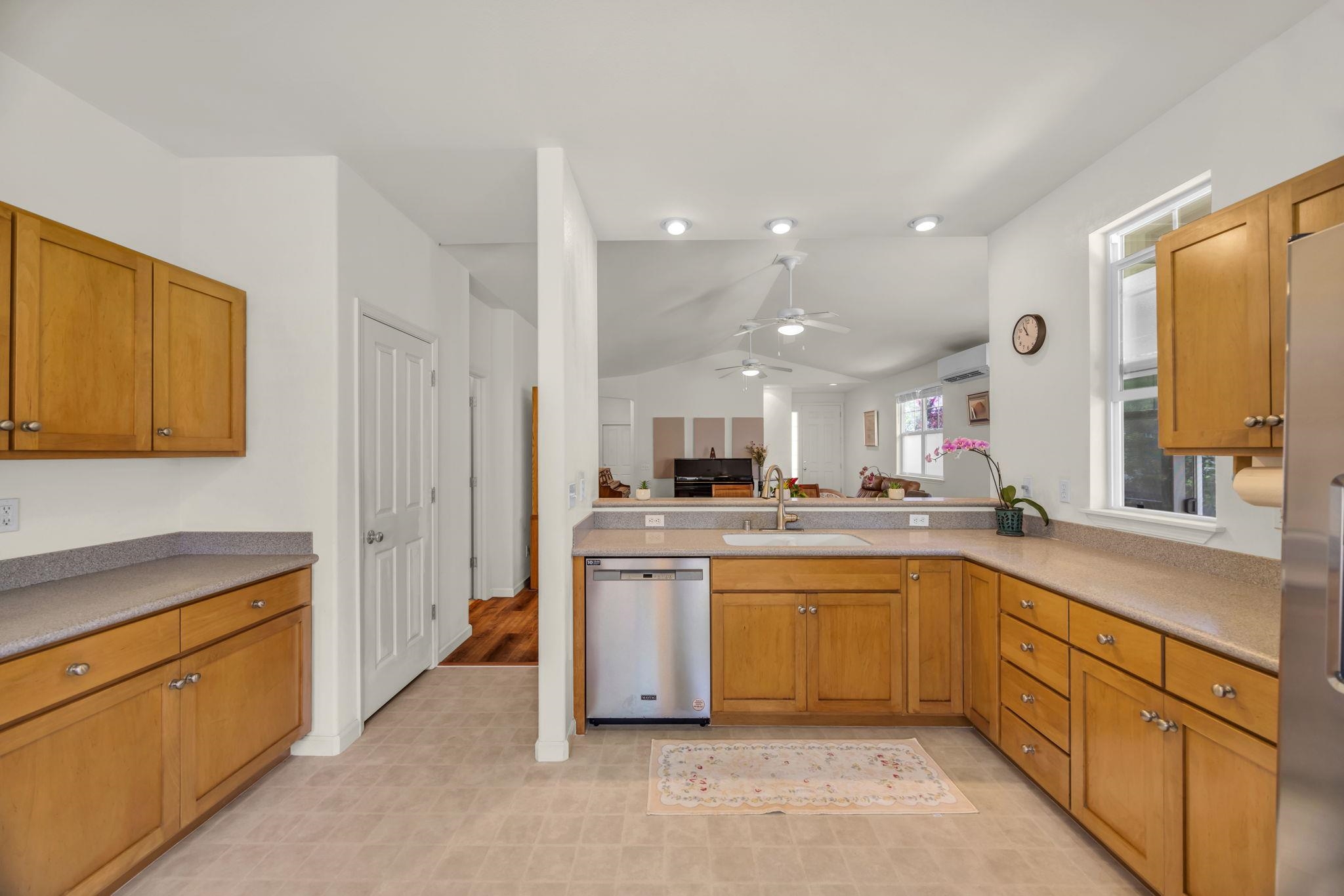 672  Komo Ohia St Komo Ohia, Wailuku home - photo 9 of 35