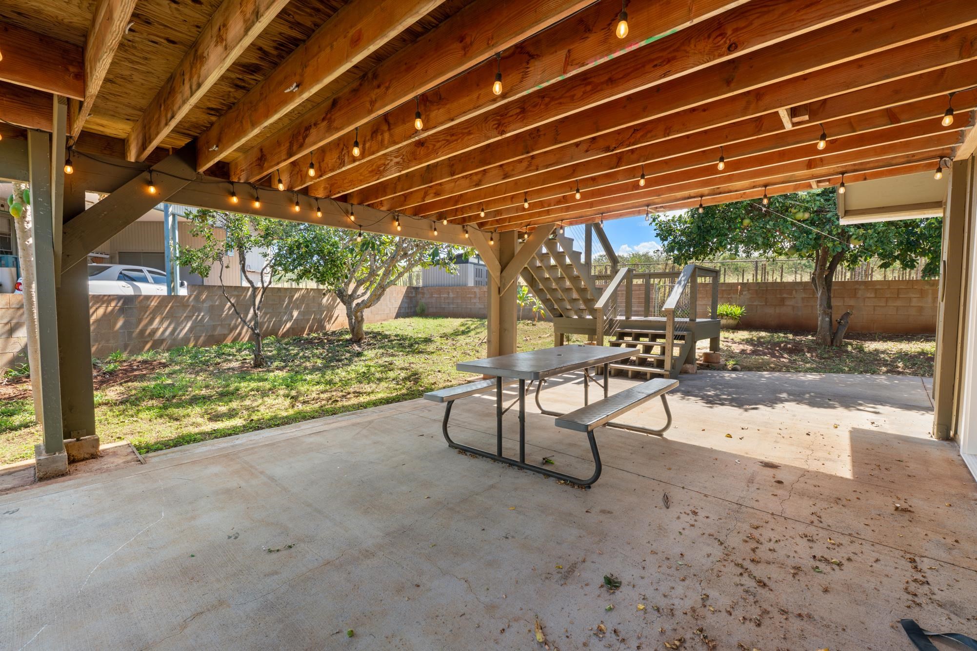 674  Loina Pl Skill Village, Spreckelsville/Paia/Kuau home - photo 33 of 42