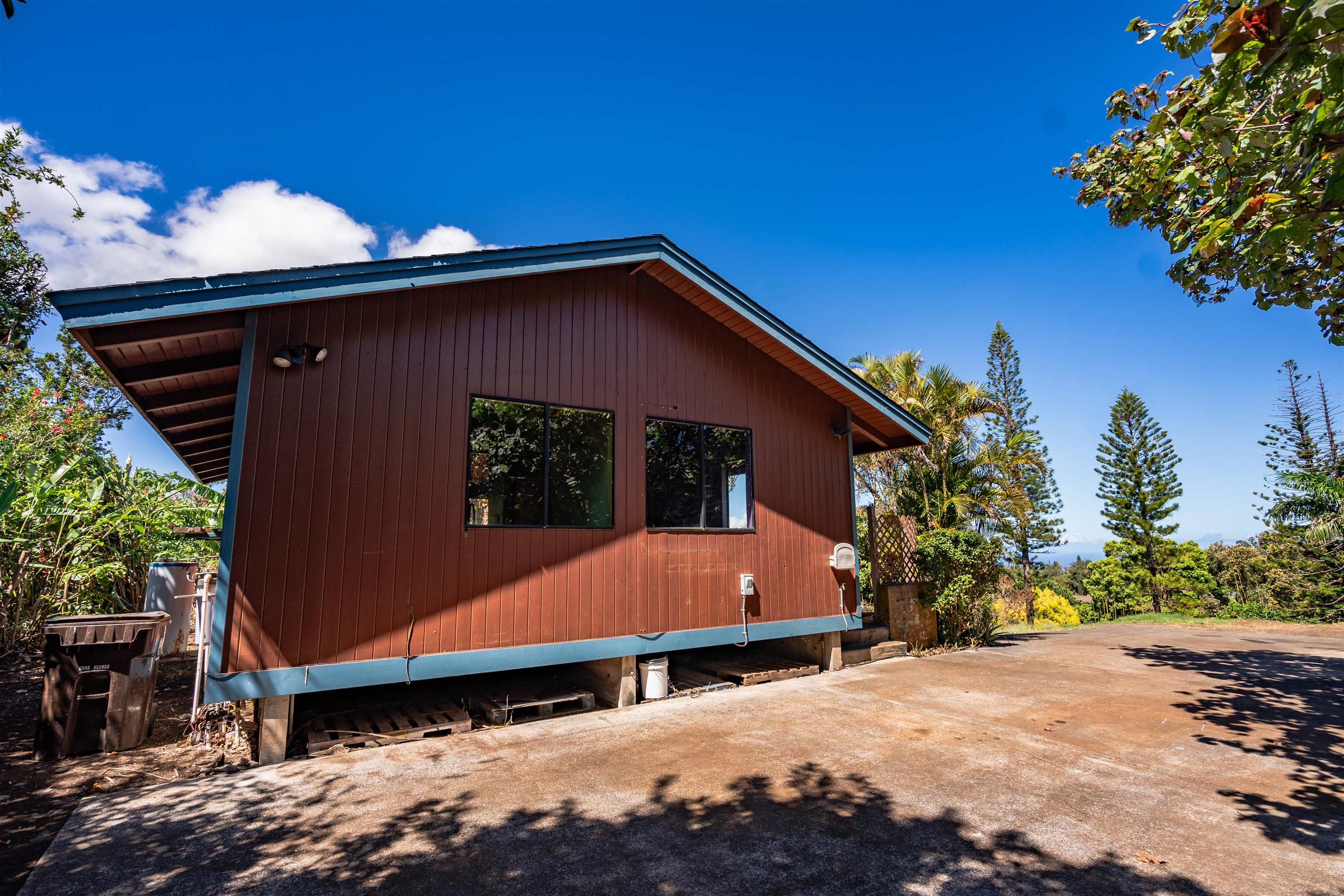 675  Hoene St Makawao, Makawao/Olinda/Haliimaile home - photo 10 of 23