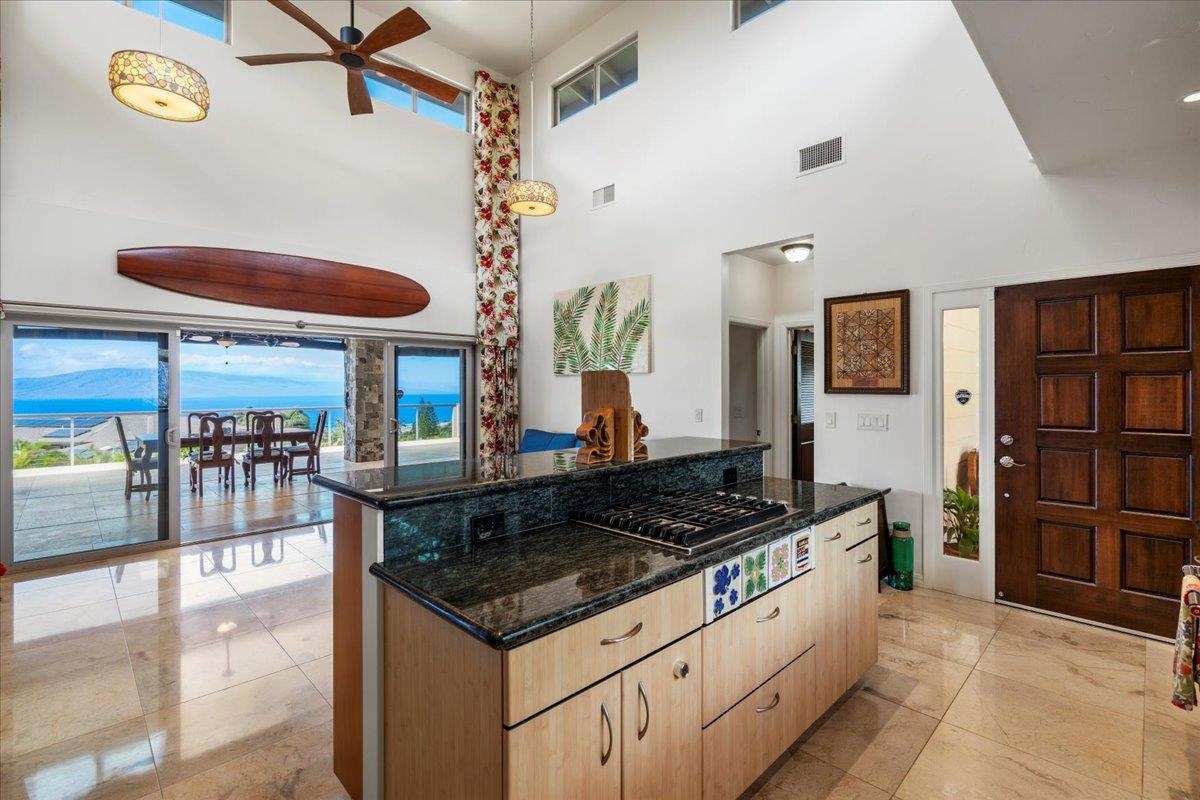 676  Kai Hele Ku St Launiupoko, Lahaina home - photo 16 of 45