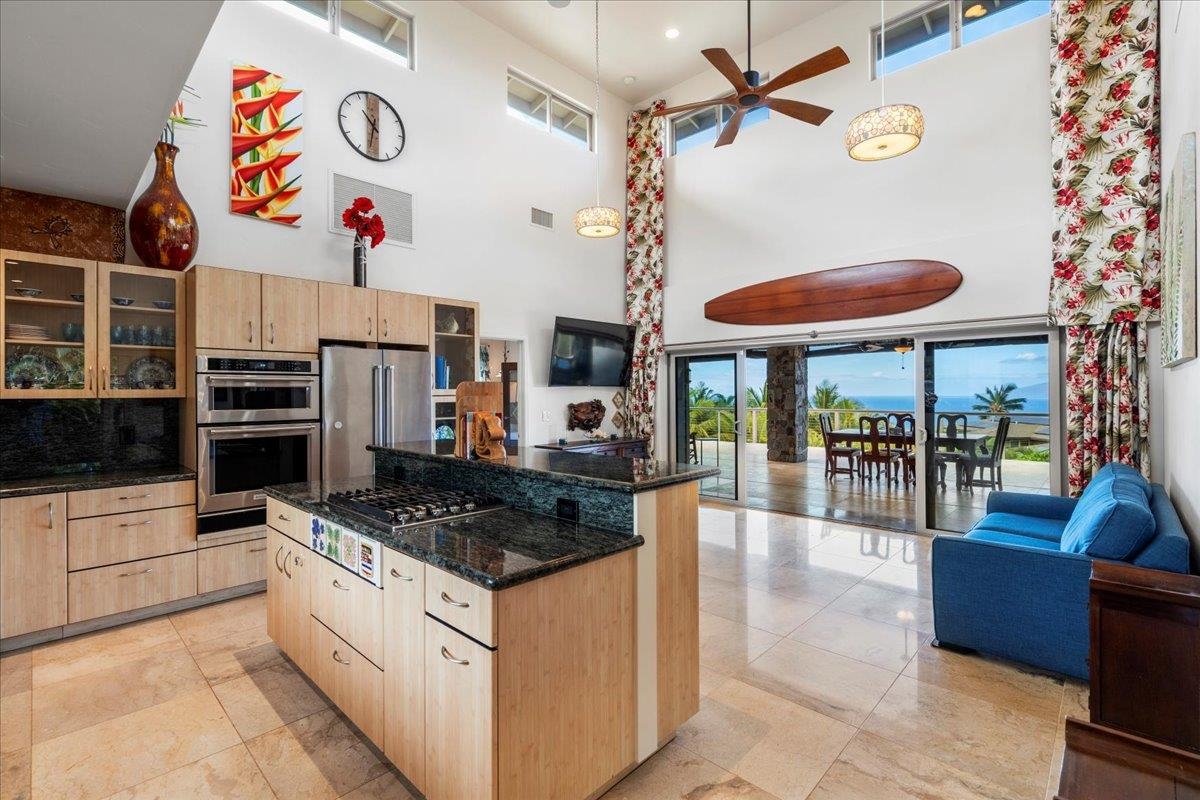 676  Kai Hele Ku St Launiupoko, Lahaina home - photo 17 of 45