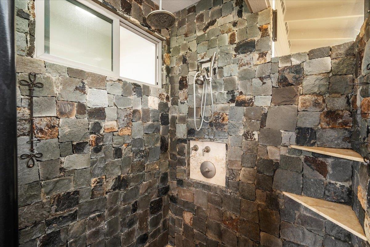 676  Kai Hele Ku St Launiupoko, Lahaina home - photo 30 of 45