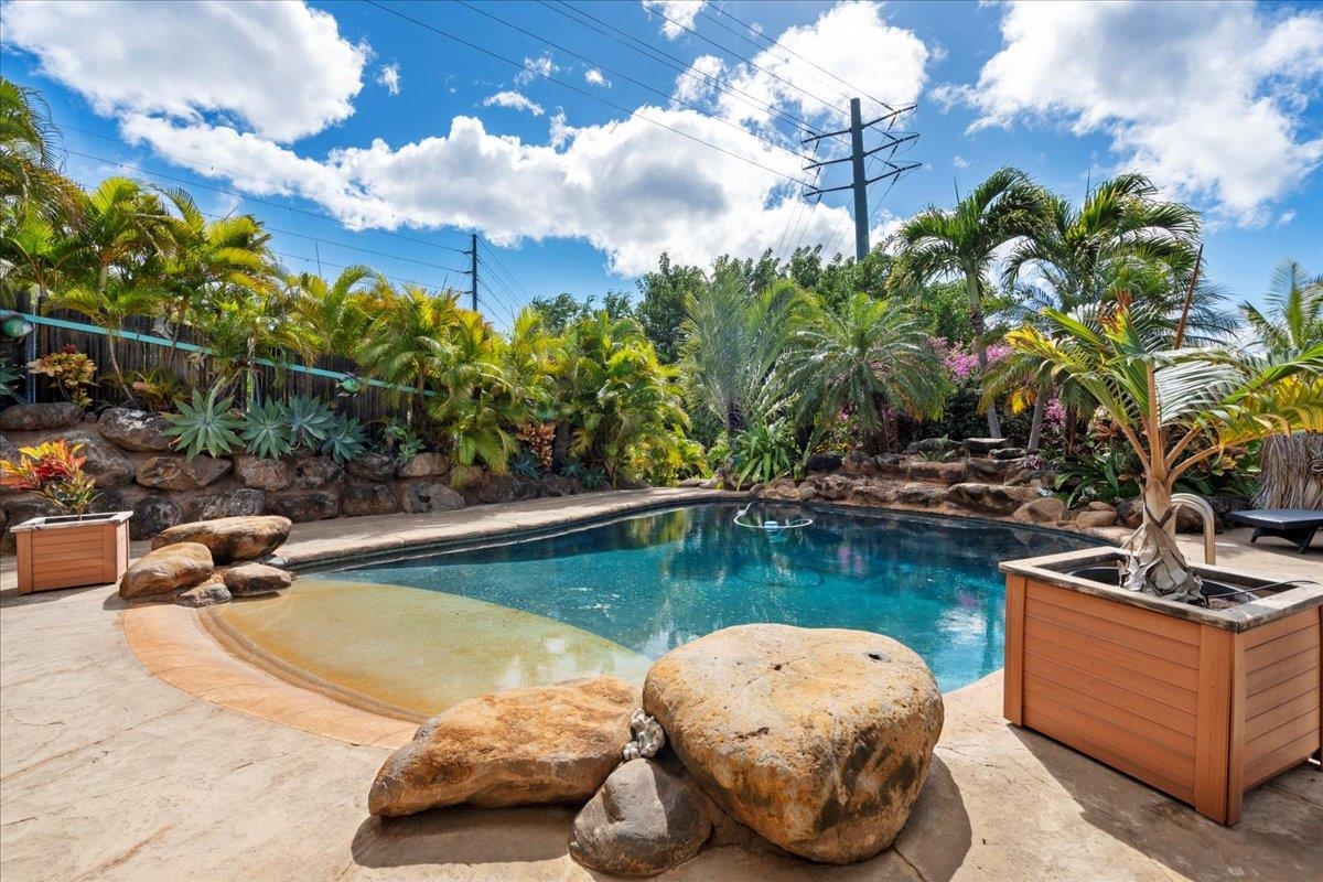 676  Kai Hele Ku St Launiupoko, Lahaina home - photo 37 of 45