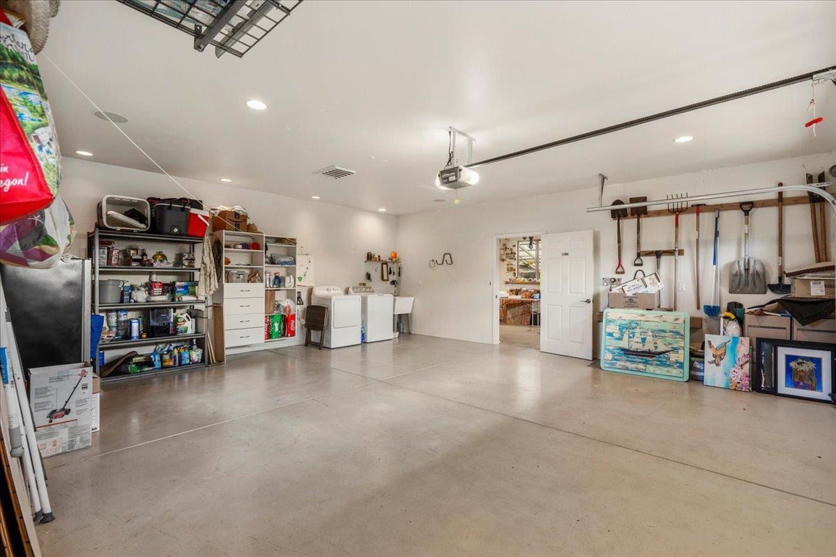 676  Kai Hele Ku St Launiupoko, Lahaina home - photo 43 of 45