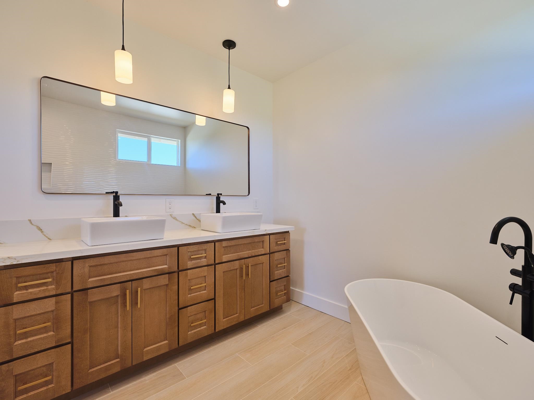 676  Kauaheahe Pl , Haiku home - photo 18 of 45