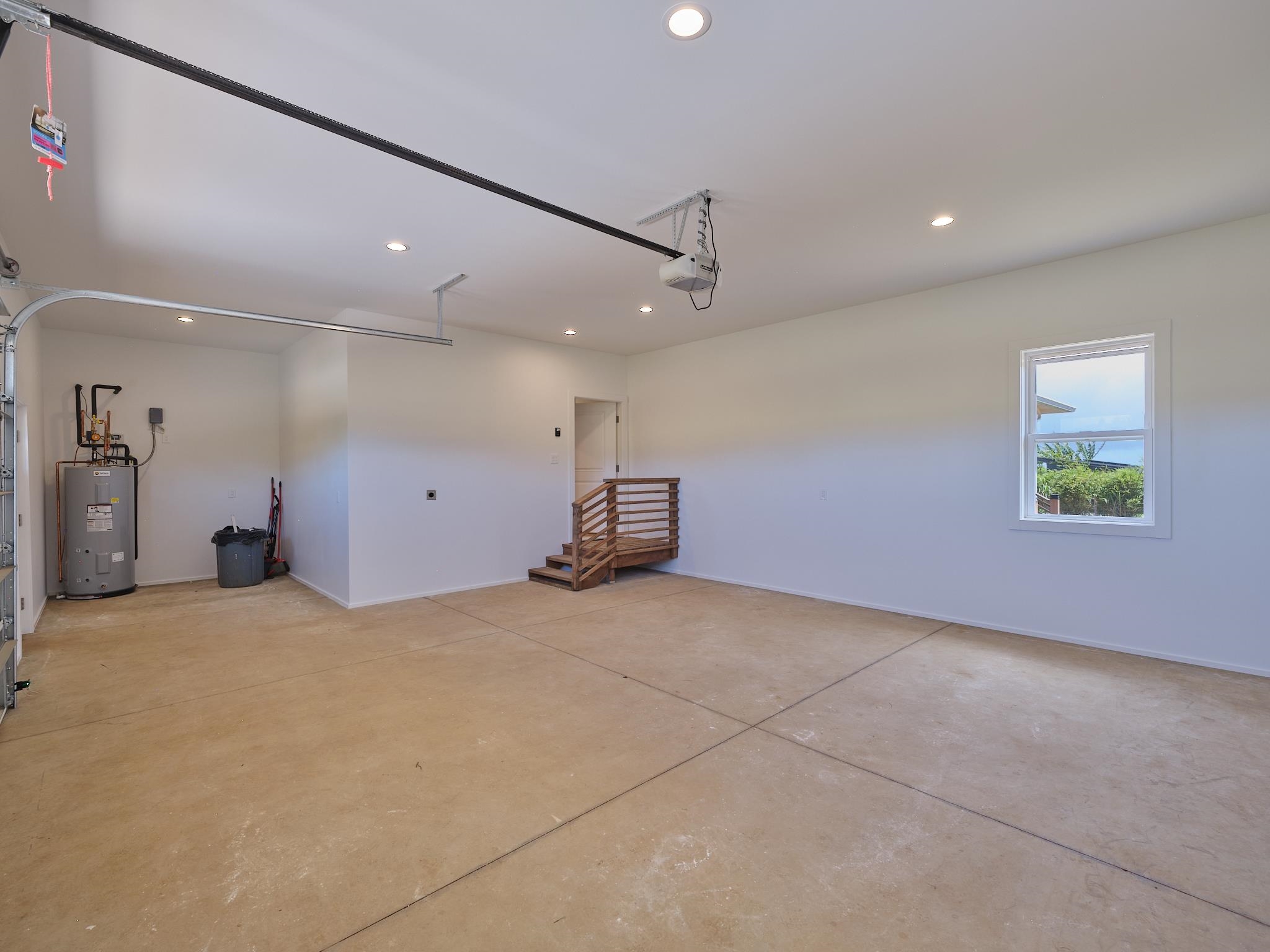 676  Kauaheahe Pl , Haiku home - photo 34 of 40