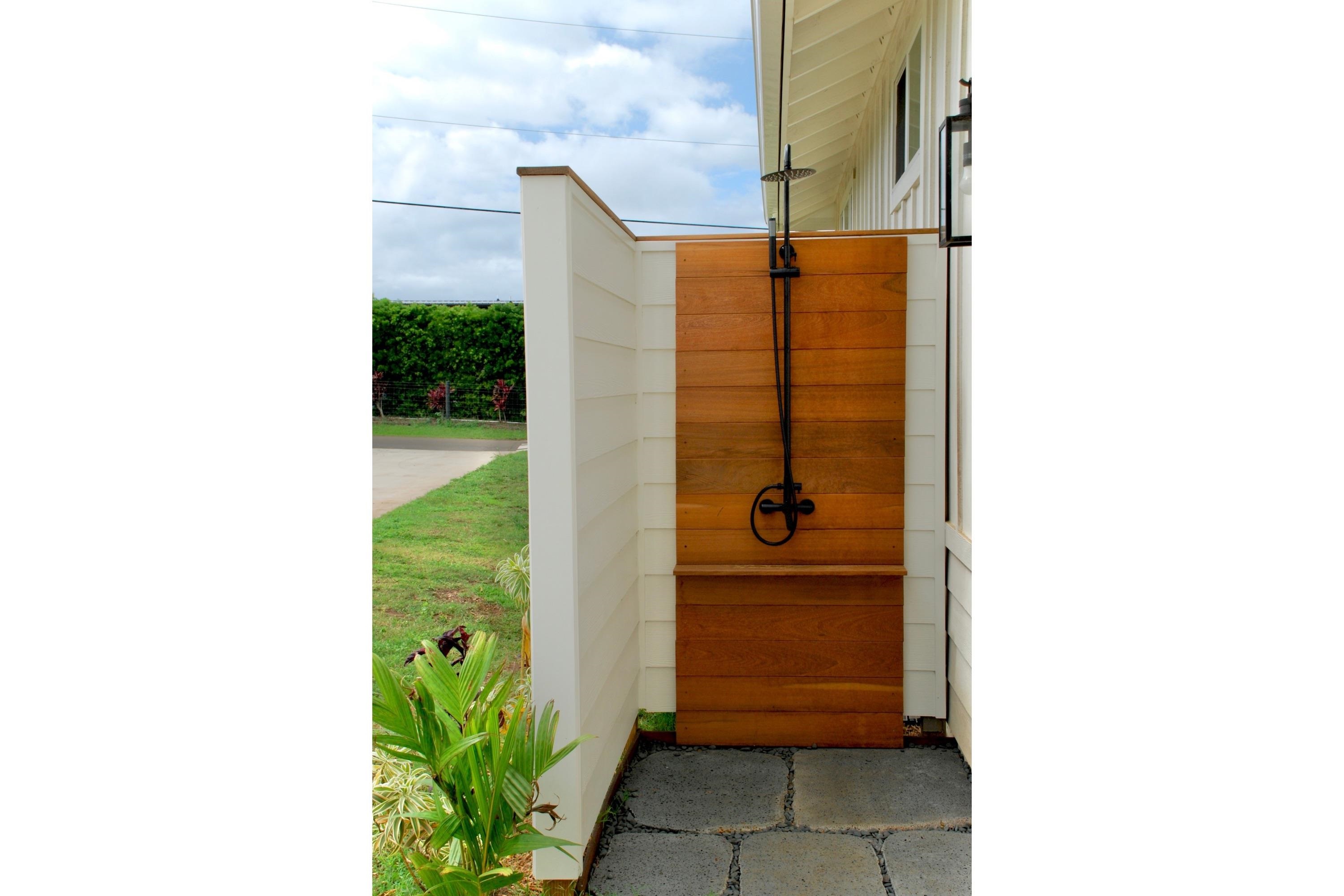 676  Kauaheahe Pl , Haiku home - photo 37 of 40