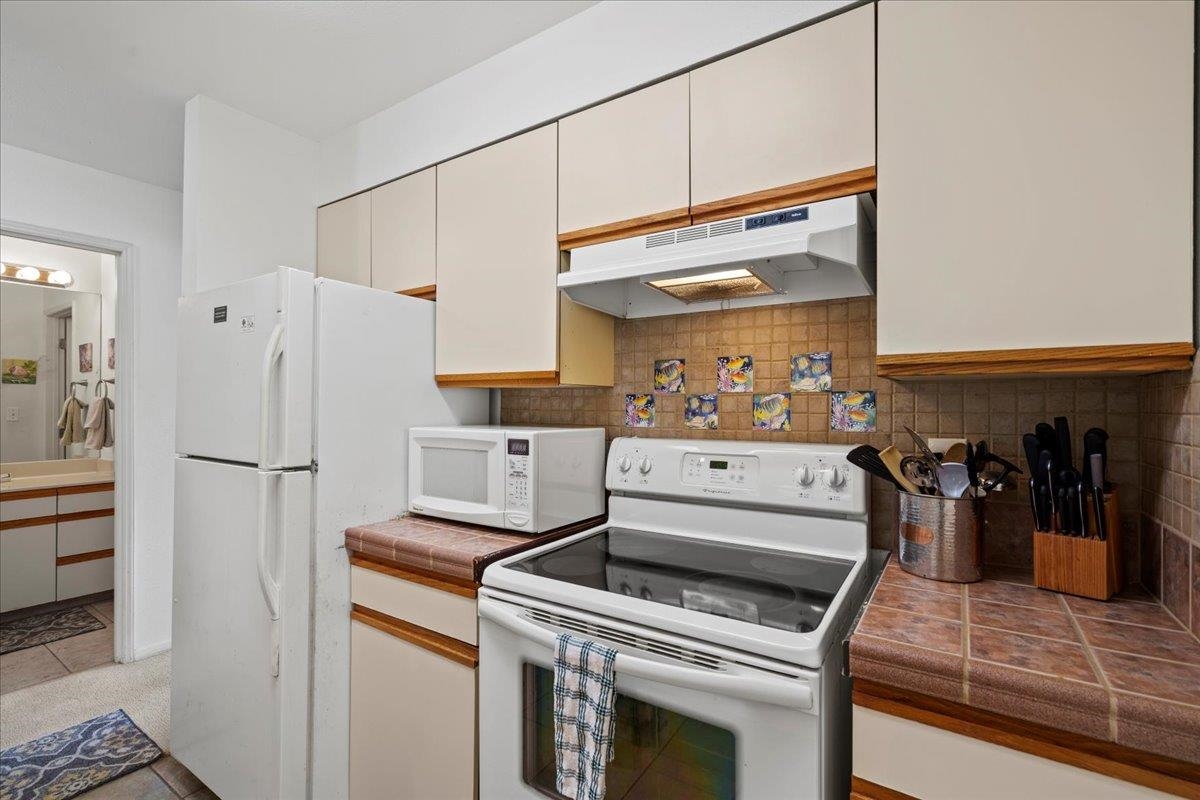 Kihei Bay Vista condo # D111, Kihei, Hawaii - photo 13 of 45