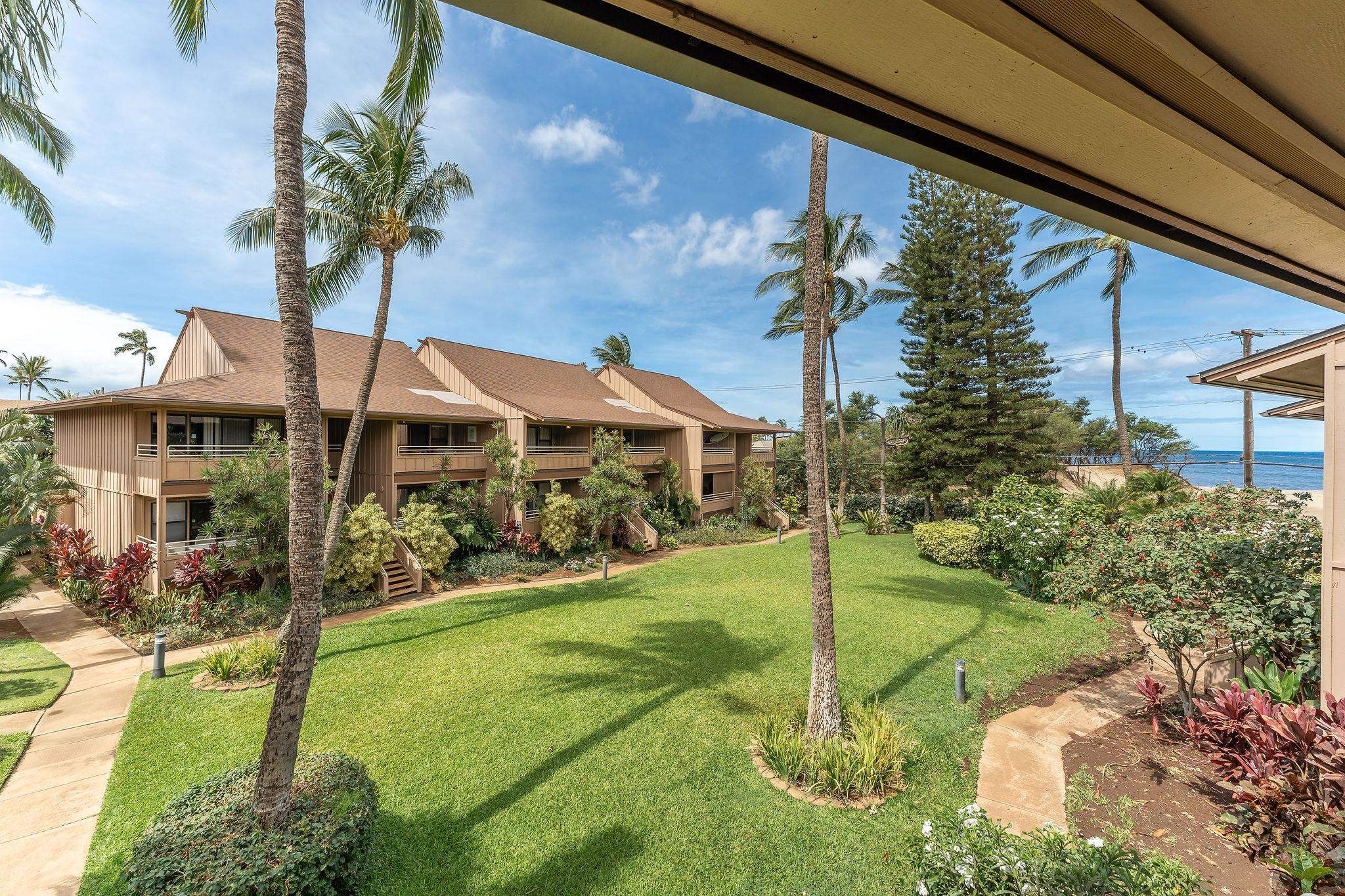 Kihei Bay Vista condo # D-207, Kihei, Hawaii - photo 26 of 36