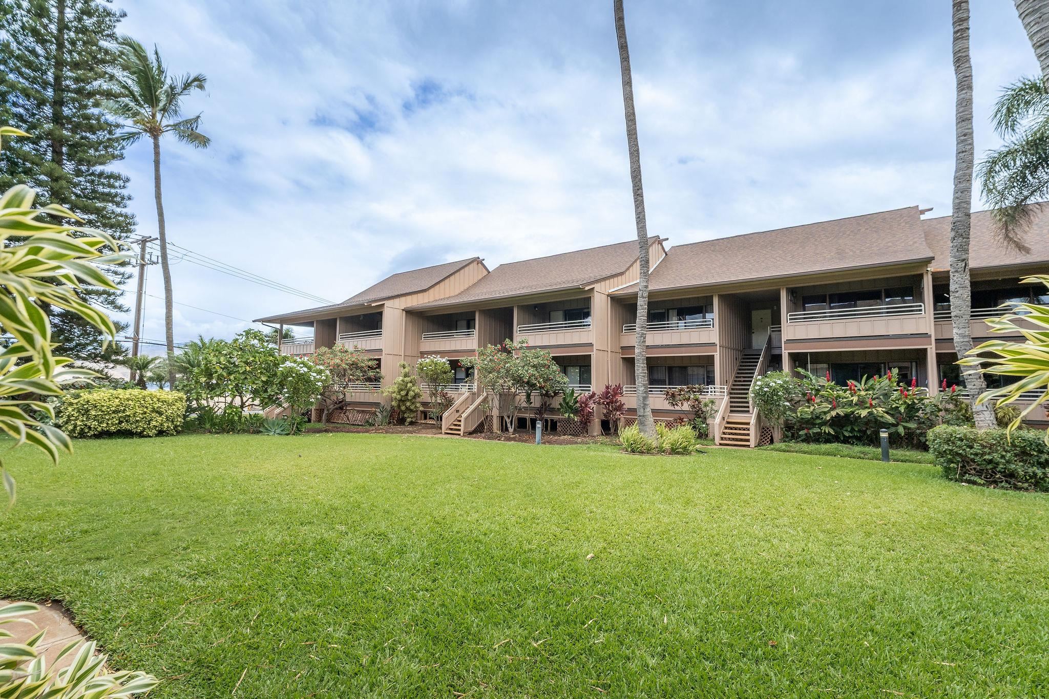Kihei Bay Vista condo # D-207, Kihei, Hawaii - photo 32 of 36