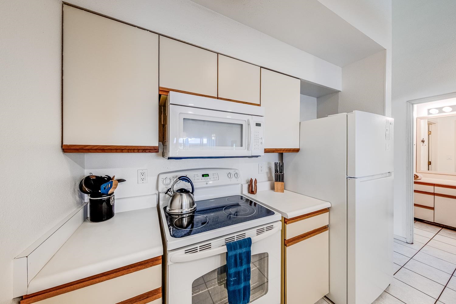 Kihei Bay Vista condo # D208, Kihei, Hawaii - photo 10 of 38