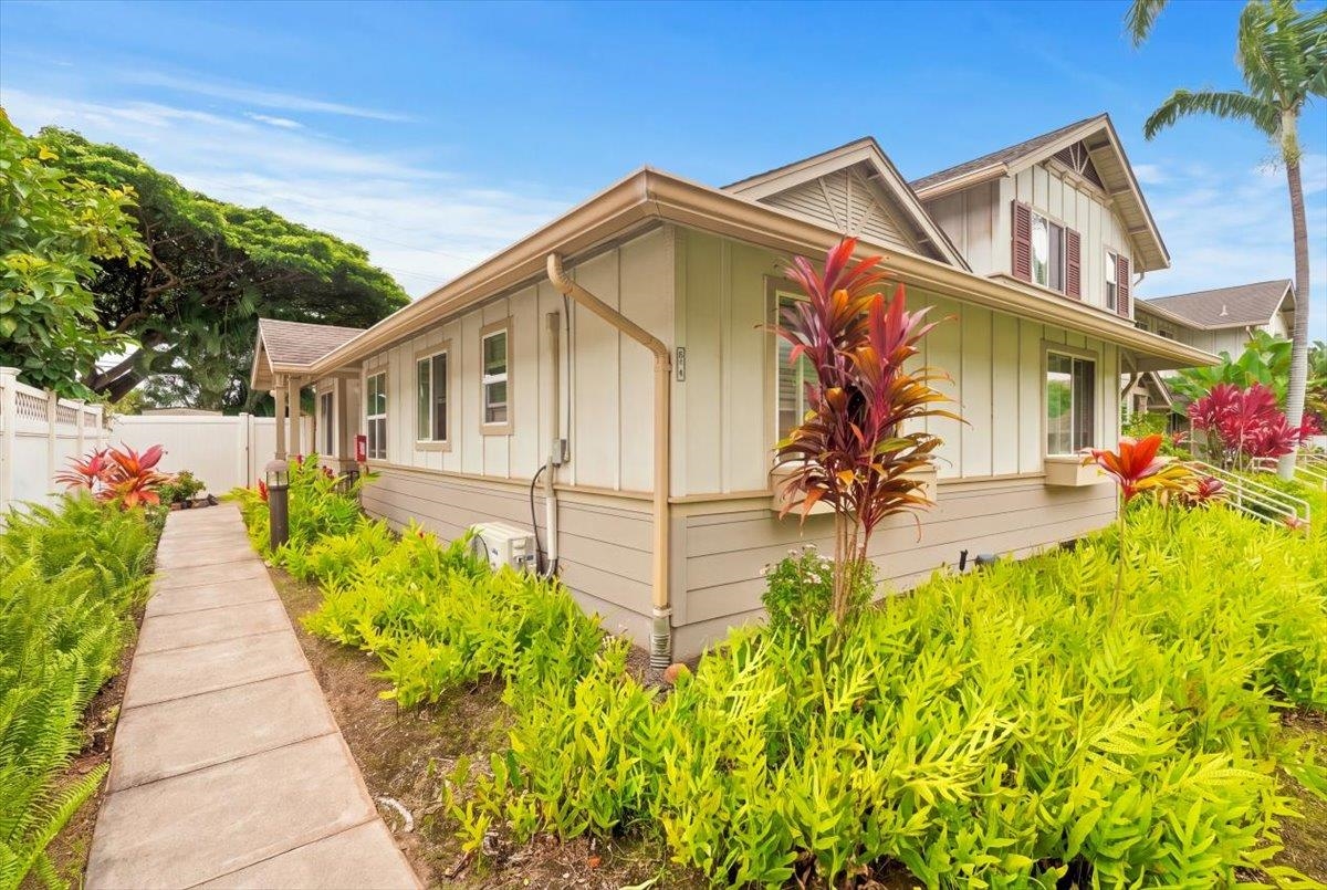 Kehalani Gardens condo # 901, Wailuku, Hawaii - photo 2 of 17