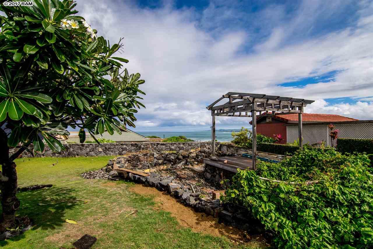 679  Pio Dr , Wailuku home - photo 5 of 28