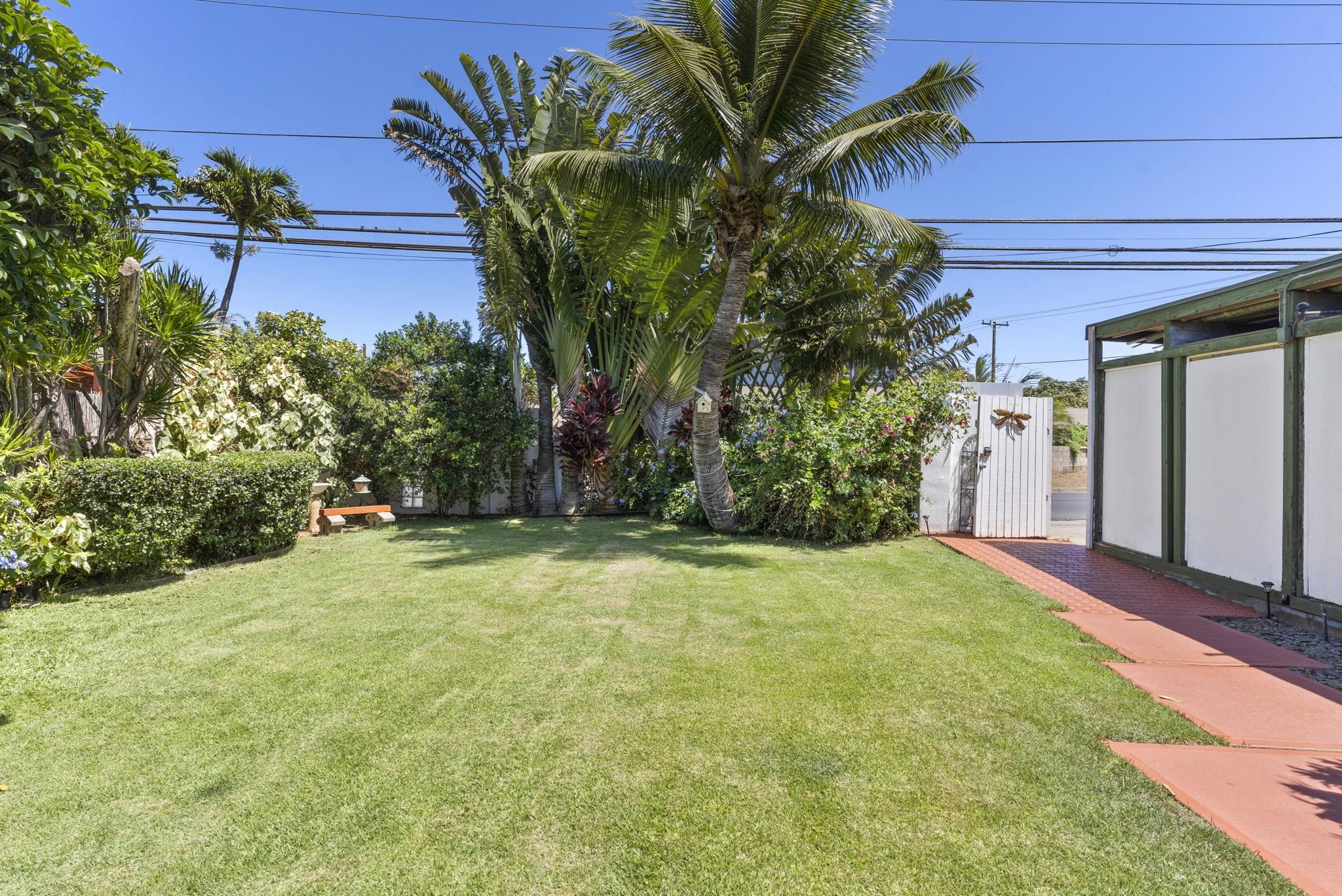 68  Ohukai St N Kihei, Kihei home - photo 3 of 30
