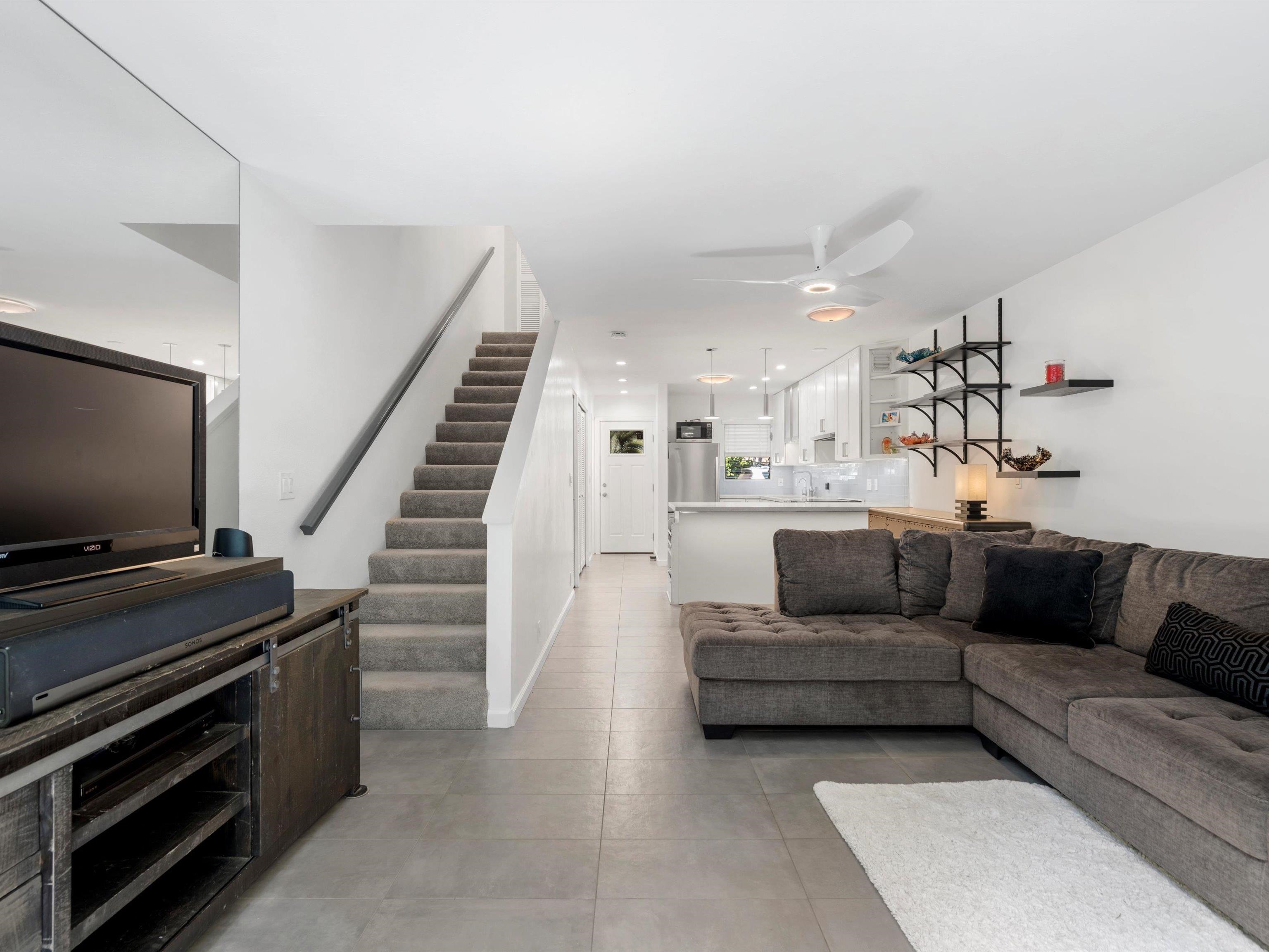 White Sea Terrace condo # 5, Kihei, Hawaii - photo 14 of 38