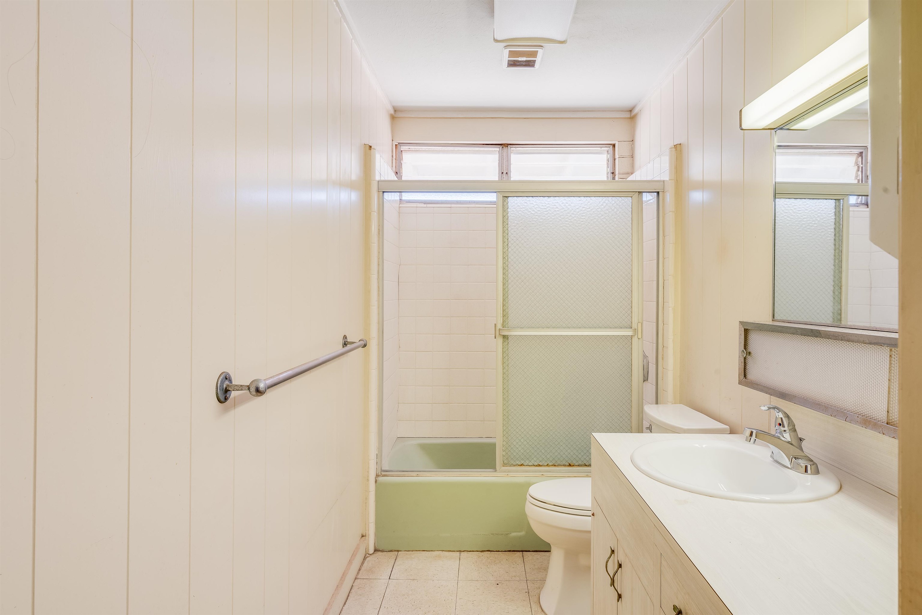 681  Molokai Akau St , Kahului home - photo 11 of 30