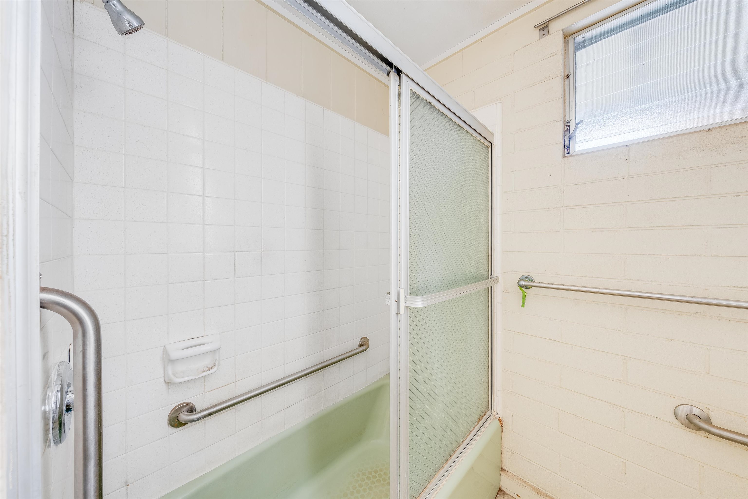 681  Molokai Akau St , Kahului home - photo 17 of 30