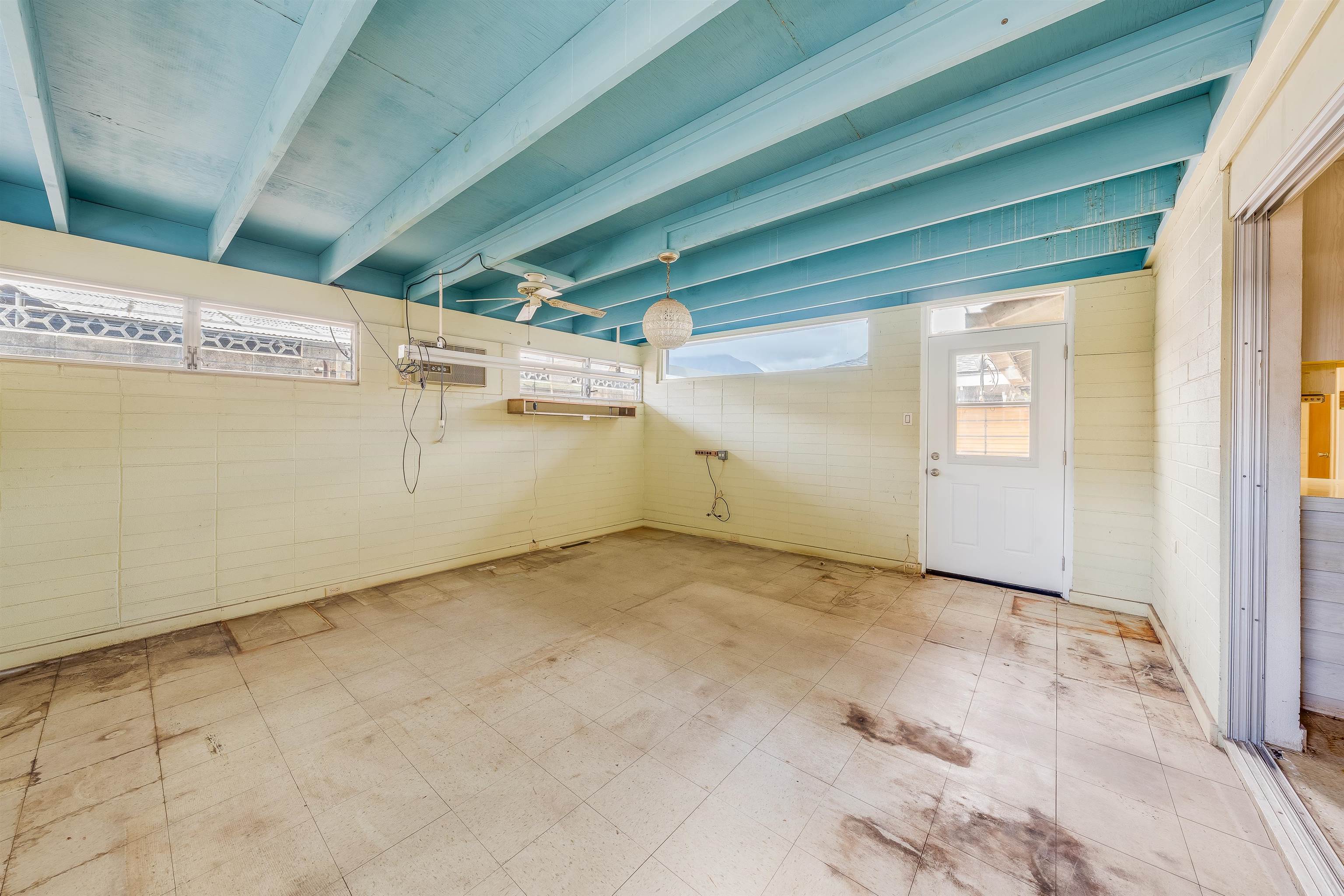 681  Molokai Akau St , Kahului home - photo 19 of 30