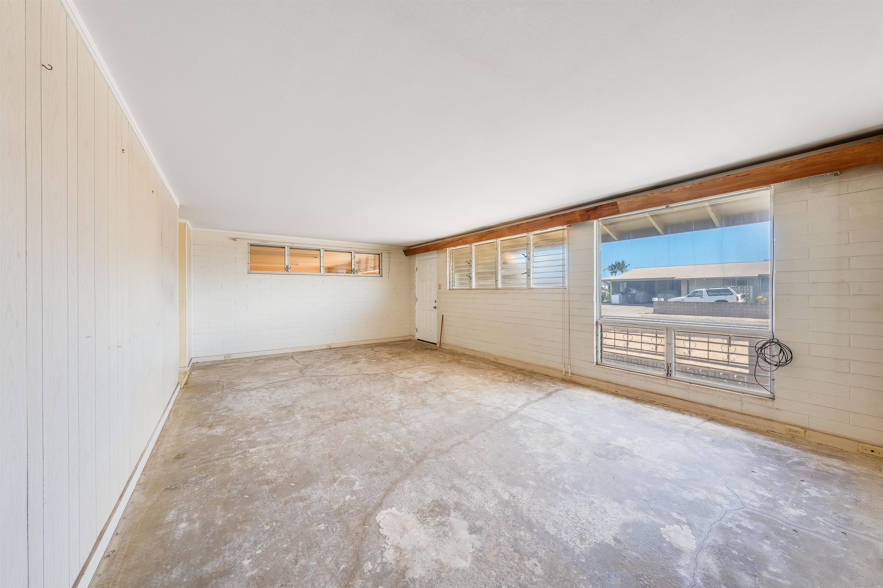 681  Molokai Akau St , Kahului home - photo 4 of 30