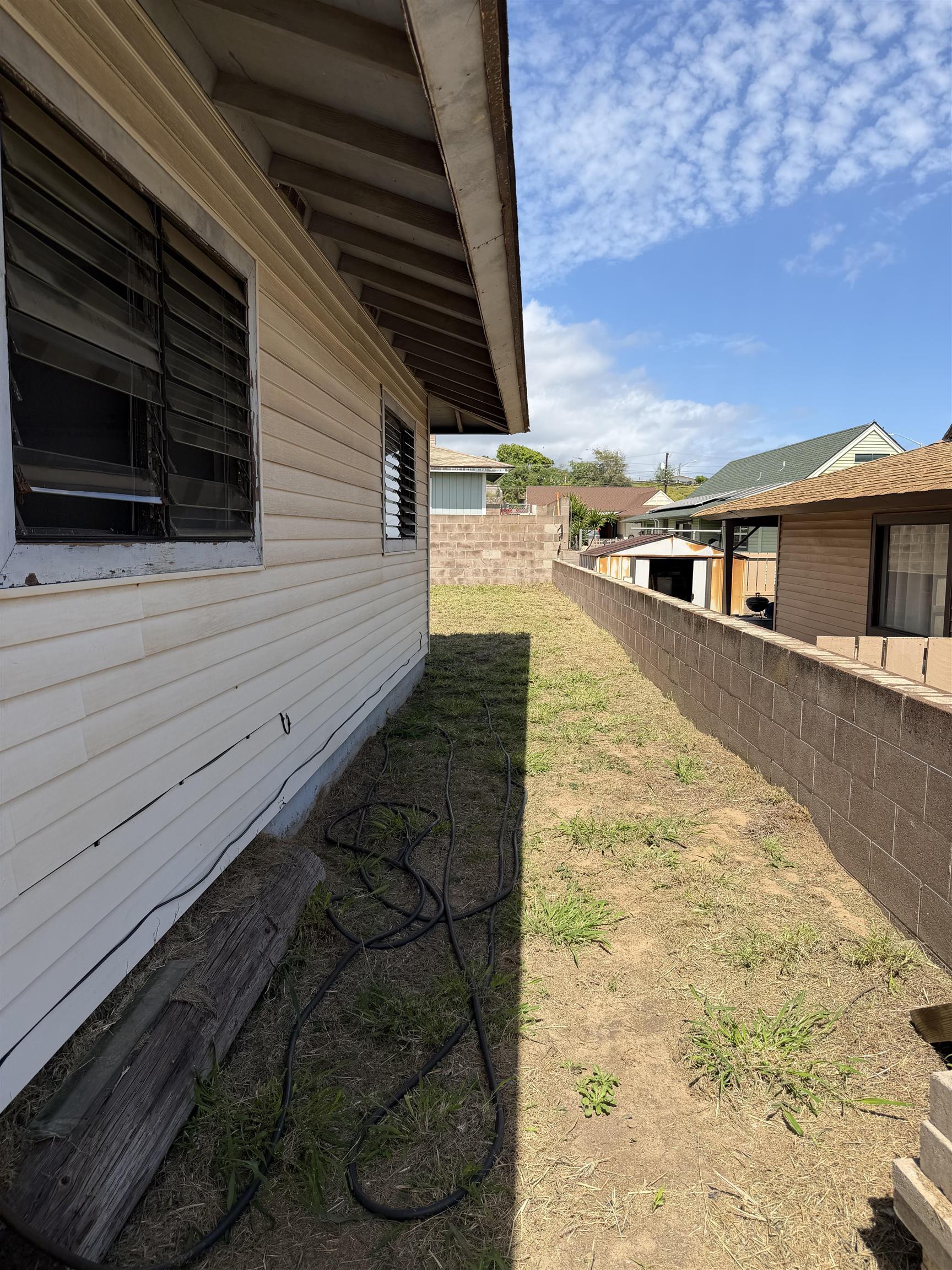684  Kaulu Pl , Kahului home - photo 14 of 18