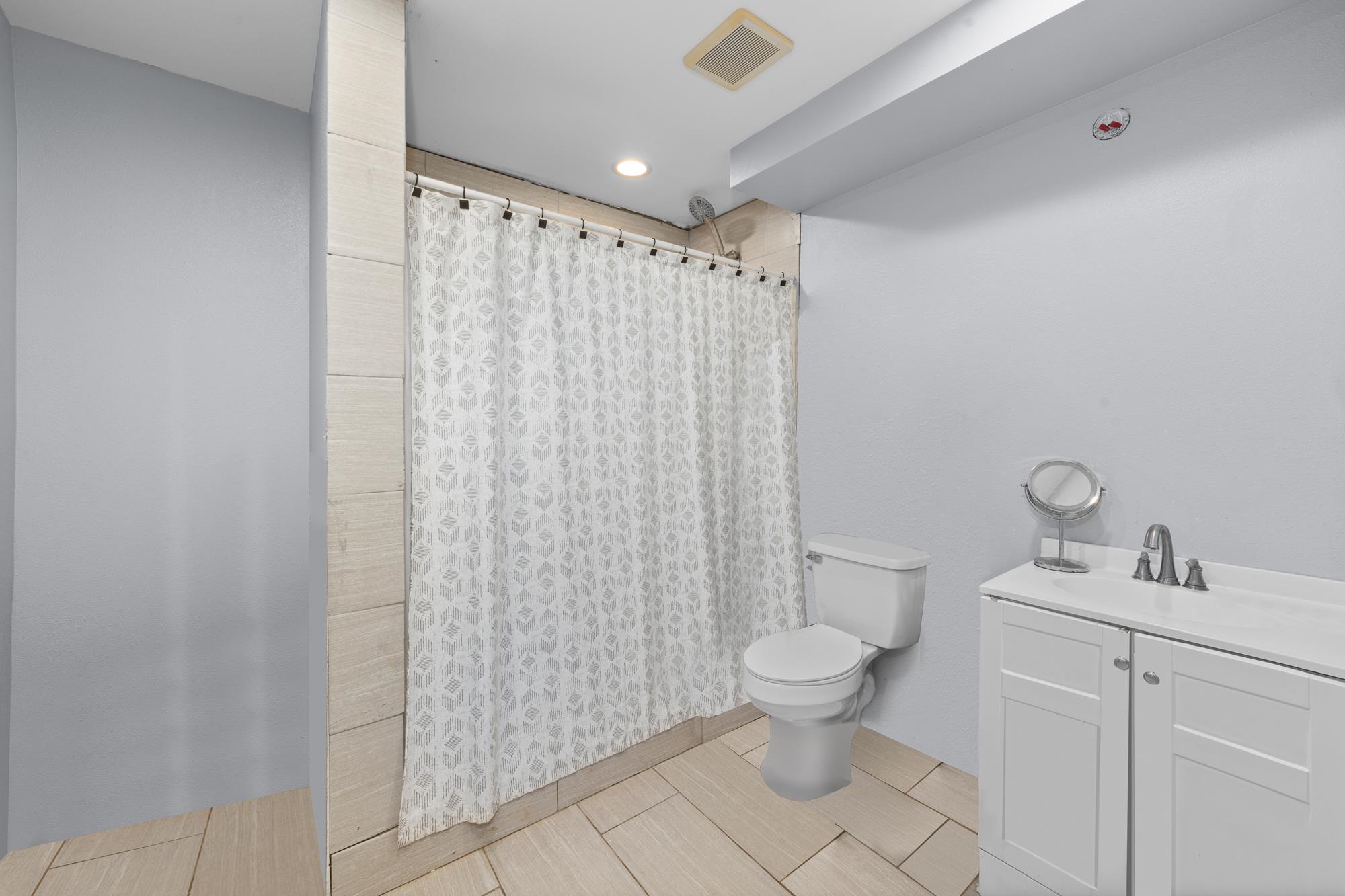 685  Upper Ulumalu Rd , Haiku home - photo 19 of 34