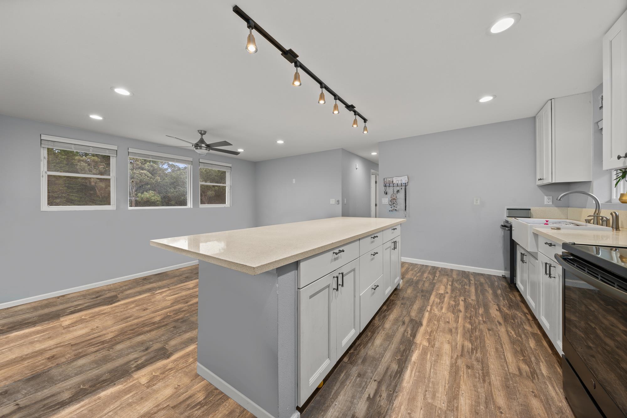 685  Upper Ulumalu Rd , Haiku home - photo 4 of 34