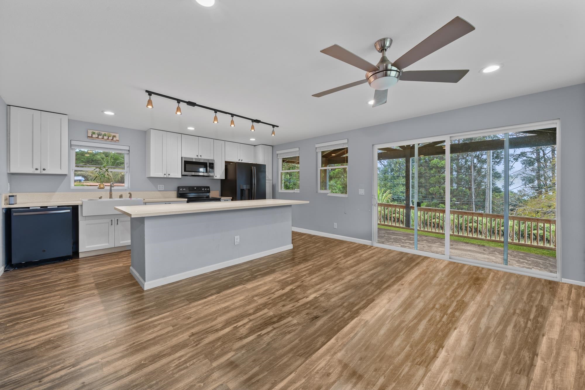 685  Upper Ulumalu Rd , Haiku home - photo 5 of 34