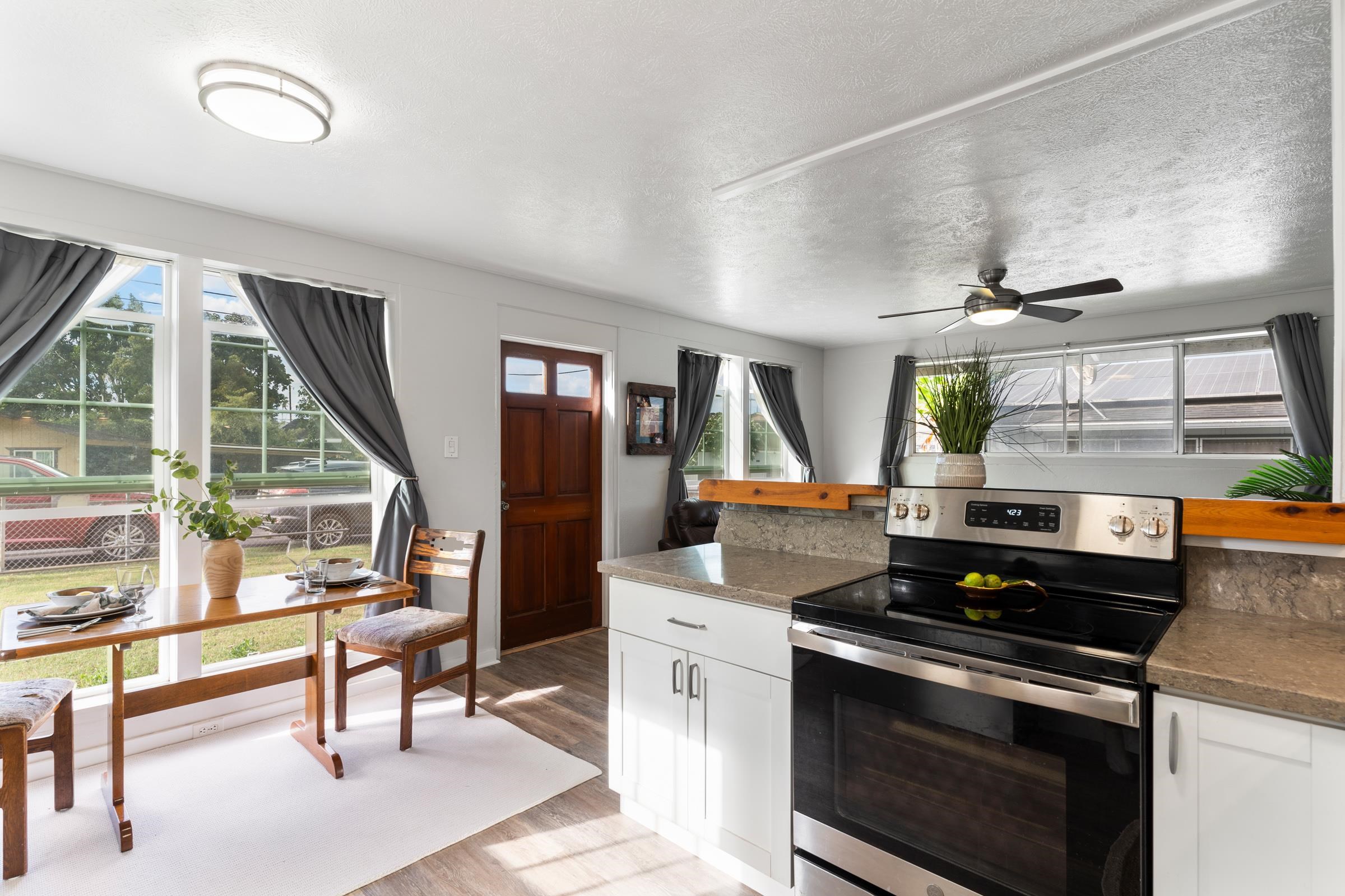 686  Onipaa Pl , Makawao/Olinda/Haliimaile home - photo 8 of 36