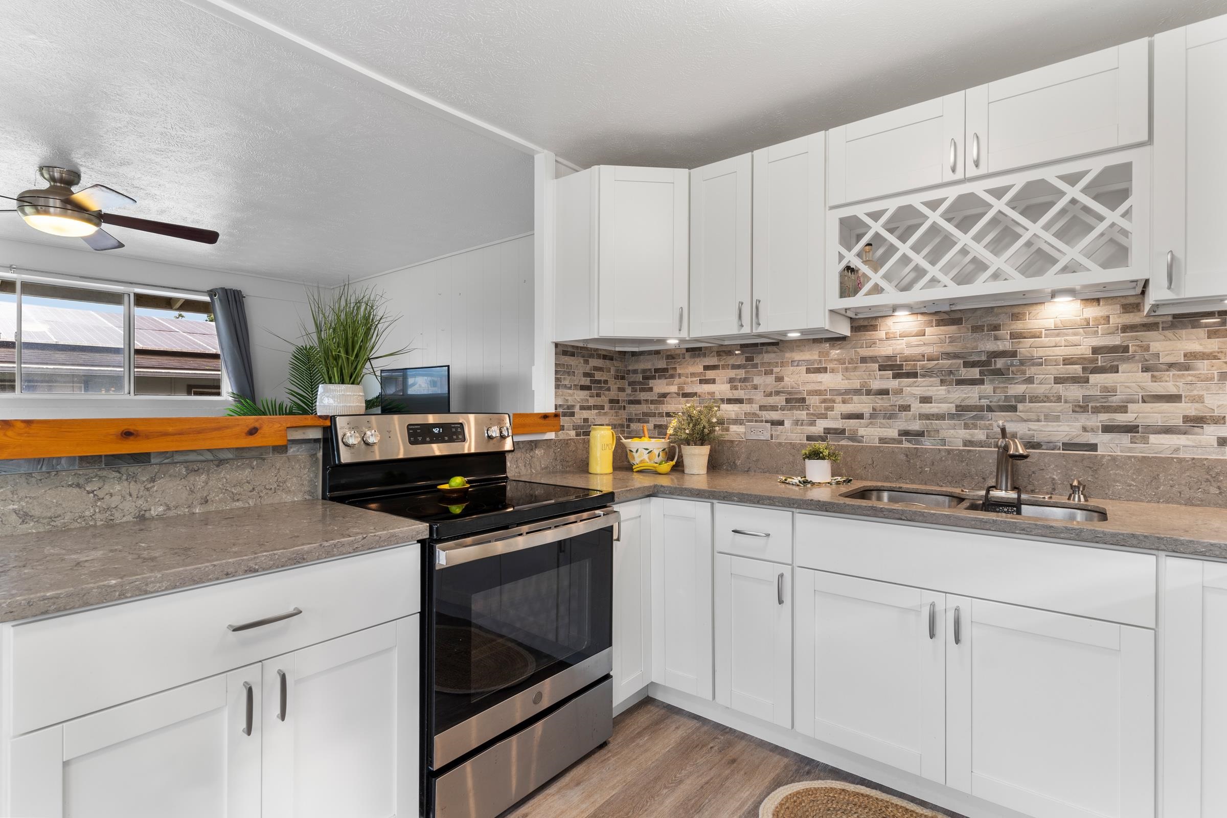 686  Onipaa Pl , Makawao/Olinda/Haliimaile home - photo 9 of 36