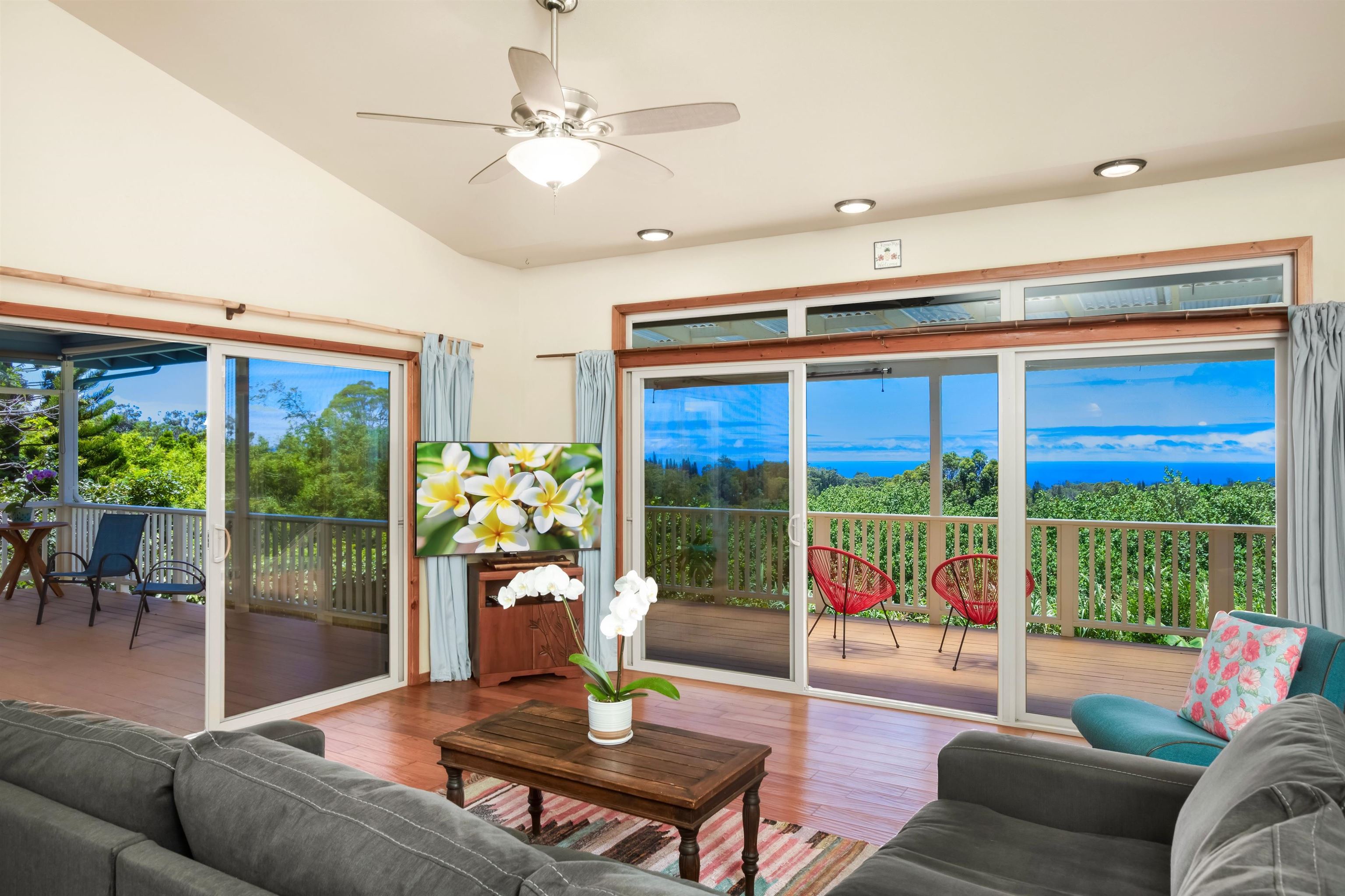 698  Kaupakalua Rd Haiku, Haiku home - photo 2 of 30