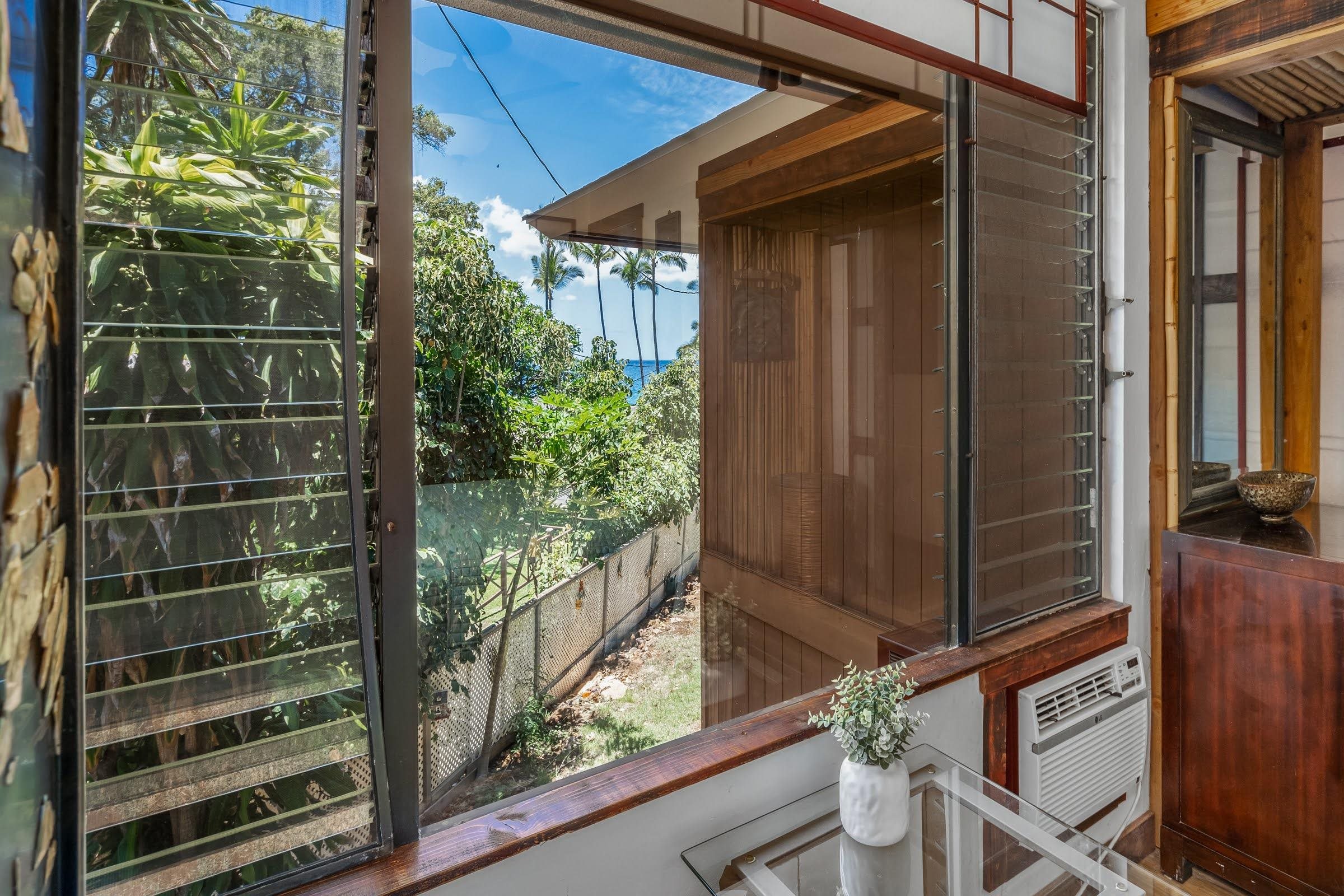 Hale Mahialani condo # 4, Kihei, Hawaii - photo 33 of 39