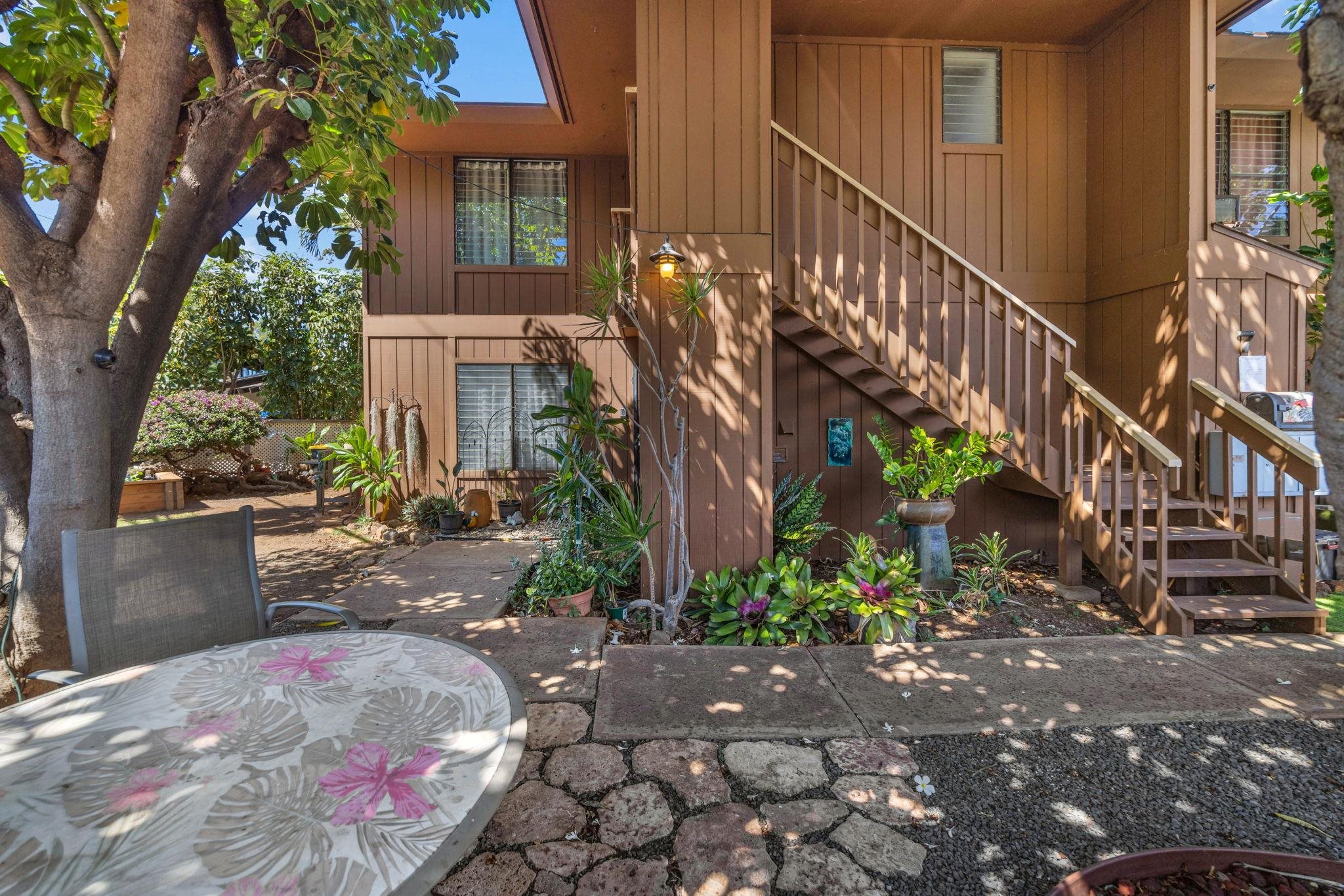 Hale Mahialani condo # 5, Kihei, Hawaii - photo 32 of 46