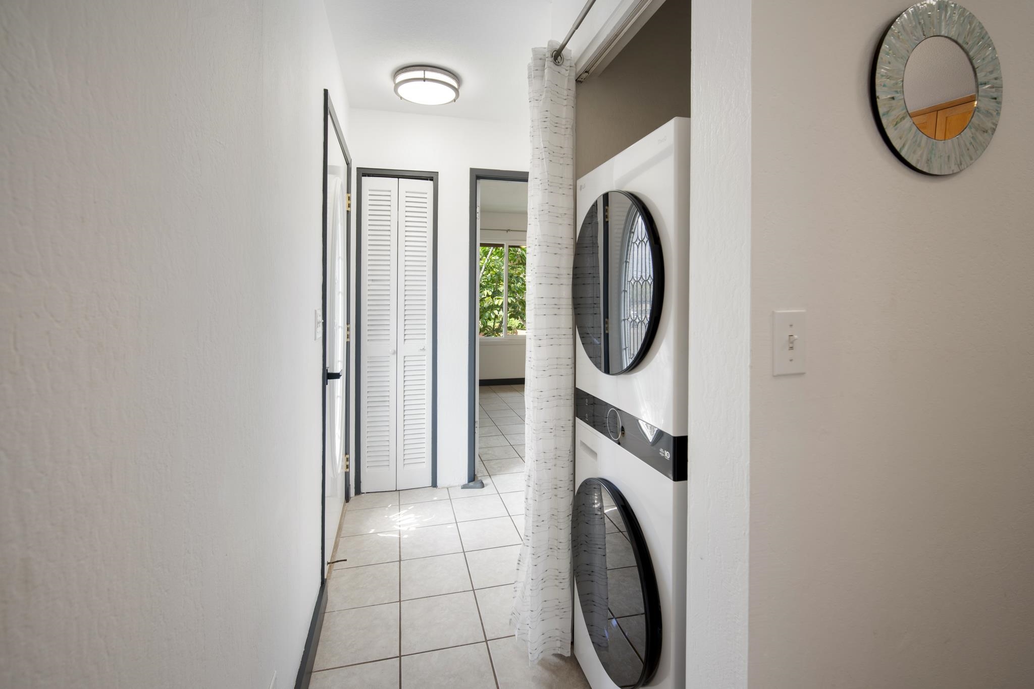 Hale Mahialani condo # 6, Kihei, Hawaii - photo 15 of 32