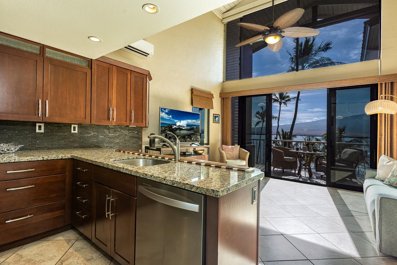 Maalaea Kai condo # 403, Wailuku, Hawaii - photo 7 of 37