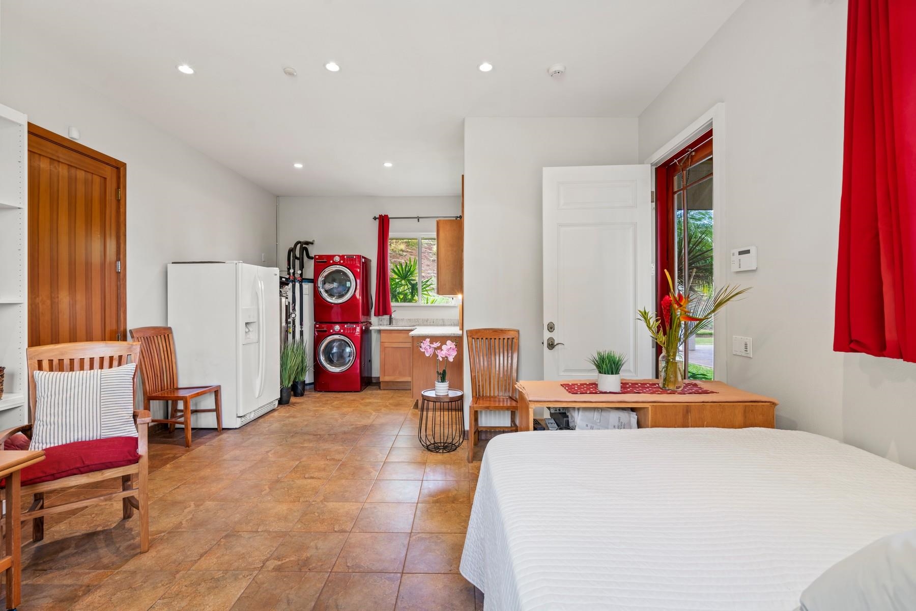 70  Iliahi Way Launiupoko, Lahaina home - photo 46 of 50