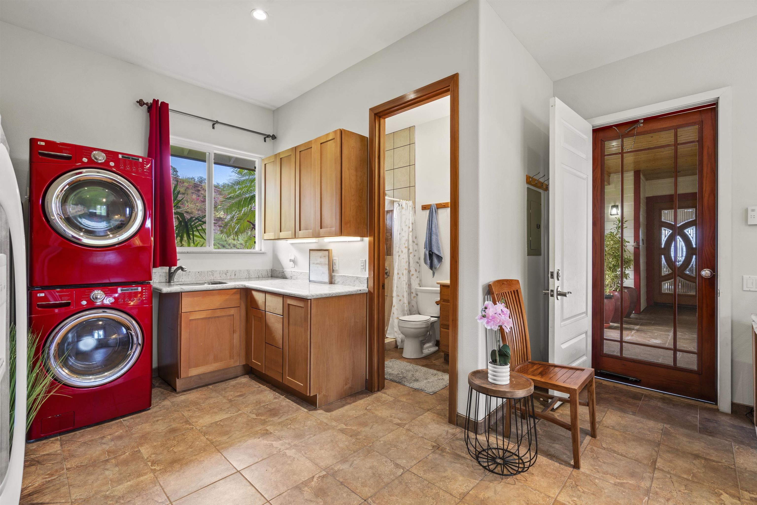 70  Iliahi Way Launiupoko, Lahaina home - photo 25 of 30