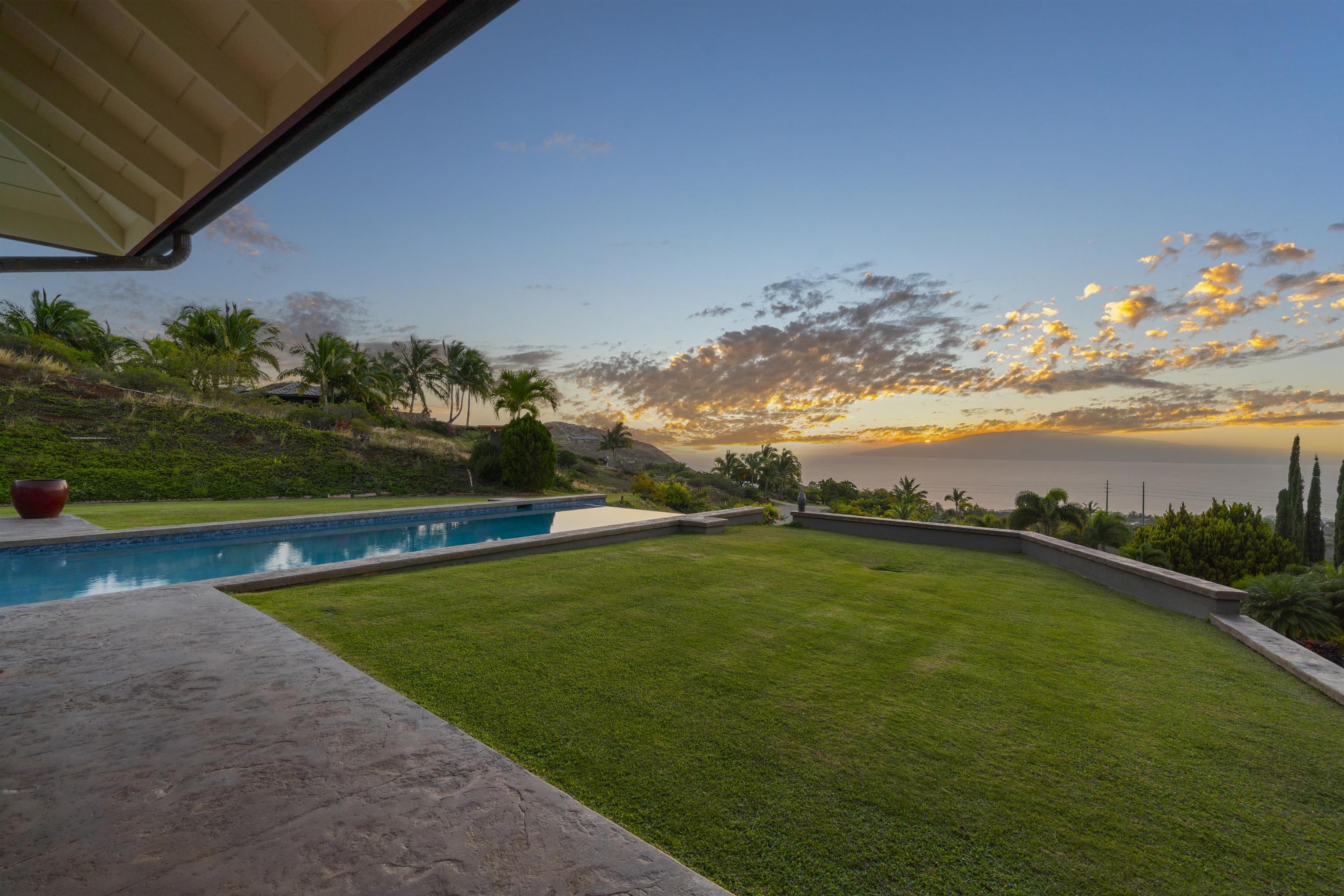 70  Iliahi Way Launiupoko, Lahaina home - photo 47 of 50