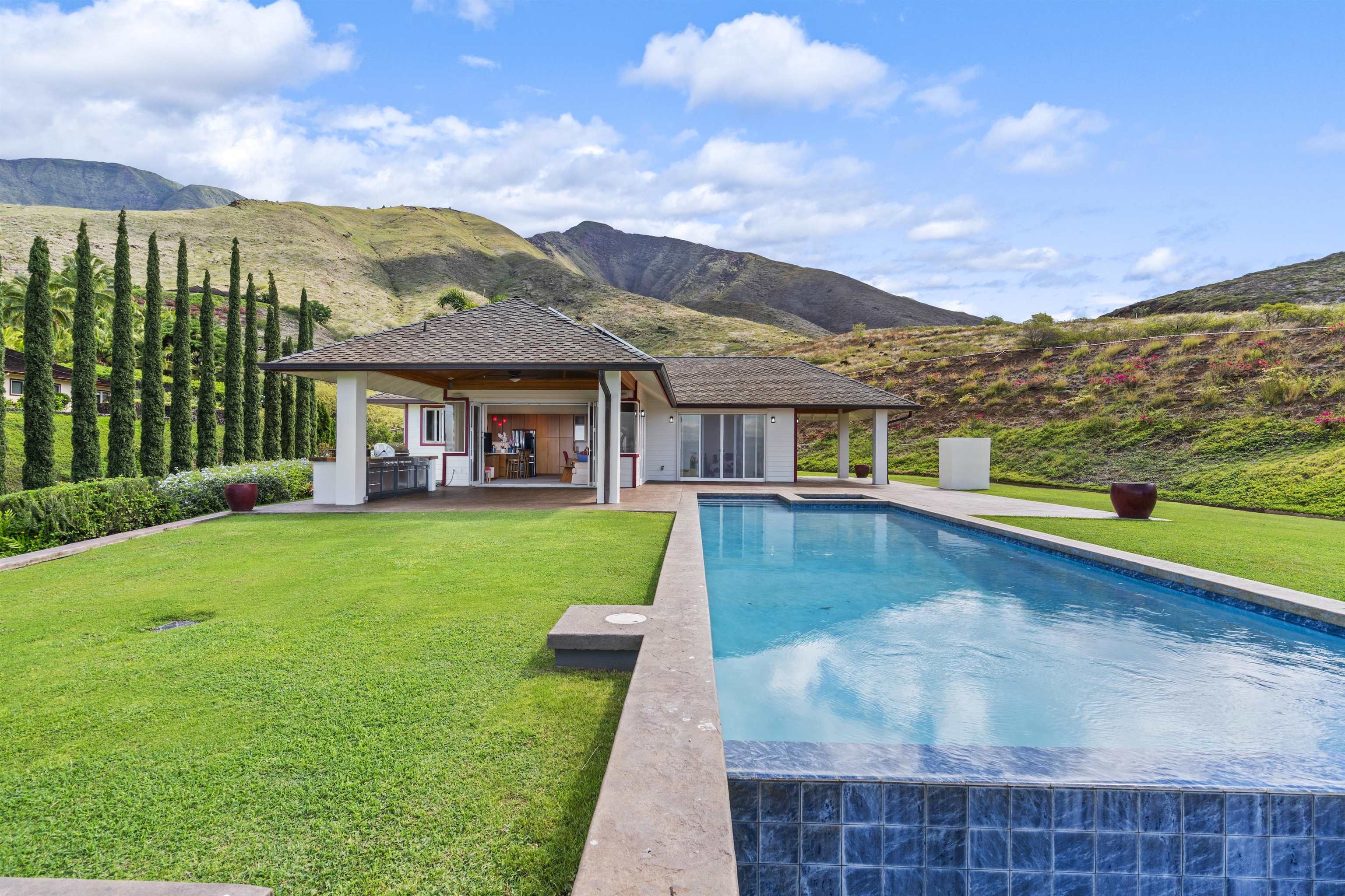 70  Iliahi Way Launiupoko, Lahaina home - photo 8 of 50