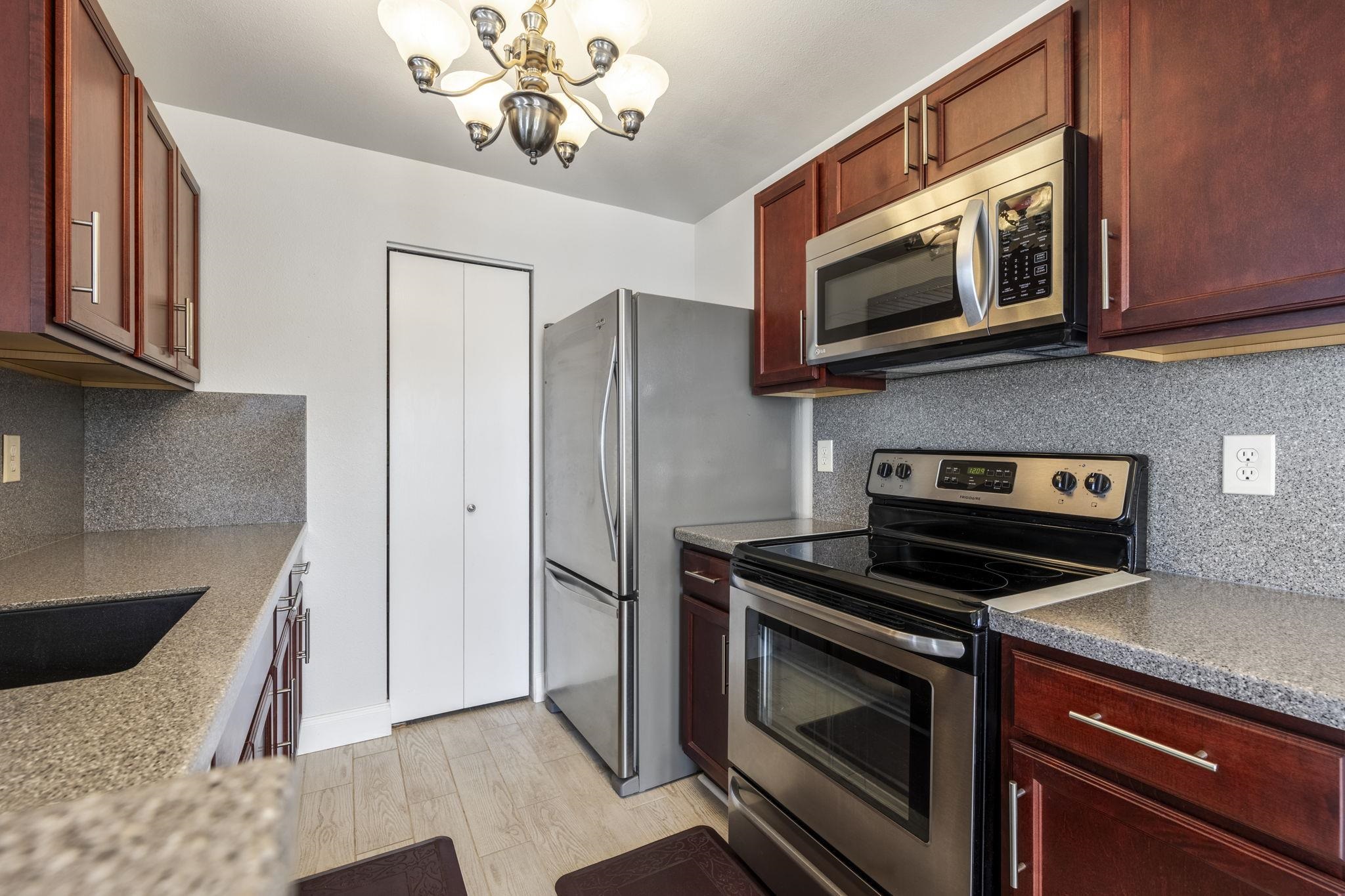 Iao Parkside I condo # 14-204, Wailuku, Hawaii - photo 10 of 46