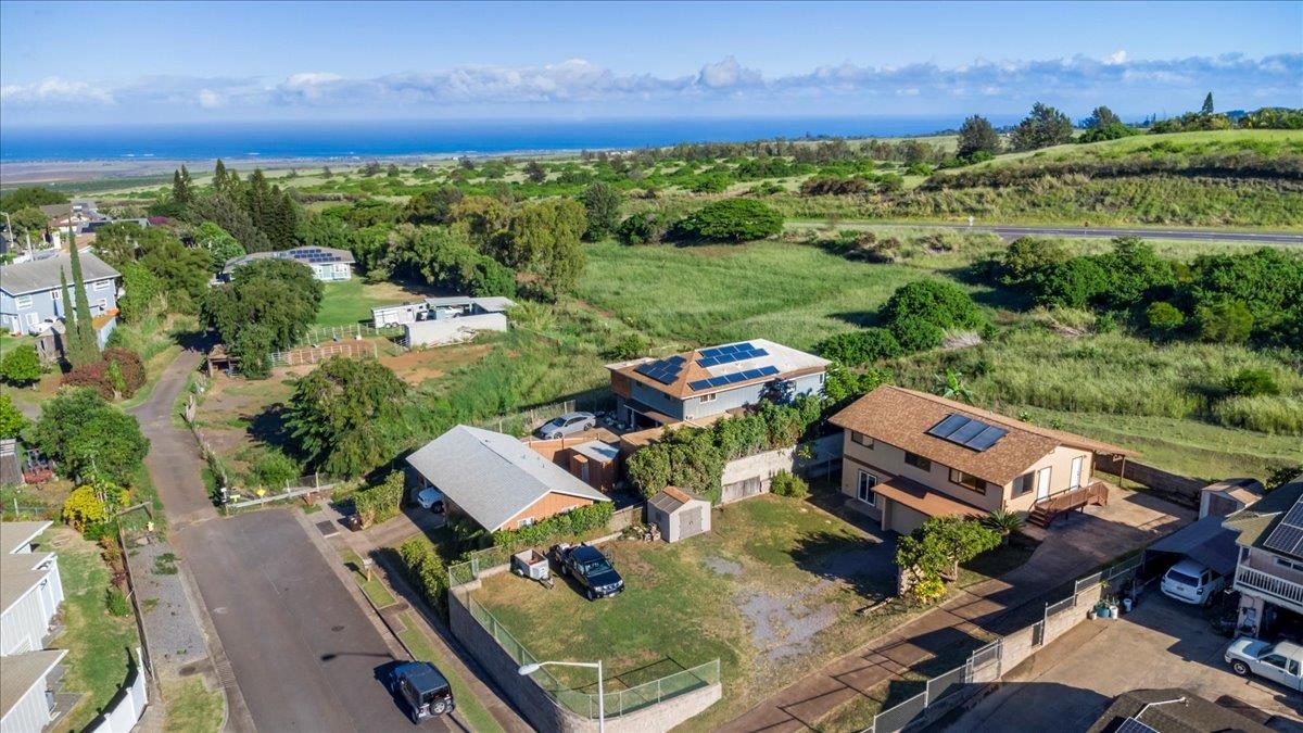 70  Munoz St , Makawao/Olinda/Haliimaile home - photo 3 of 50