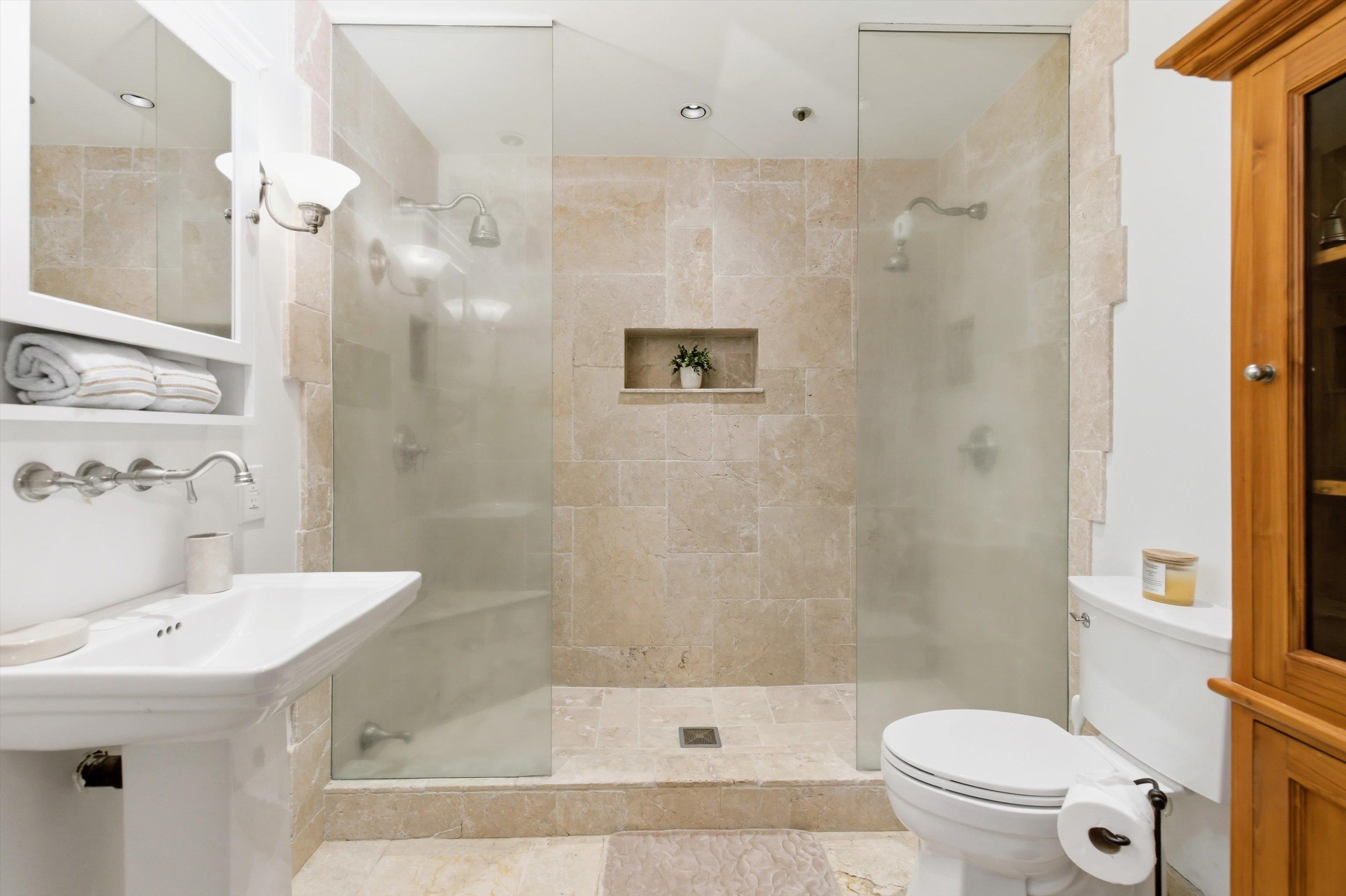 Iao Parkside IV-A condo # 38-205, Wailuku, Hawaii - photo 13 of 33