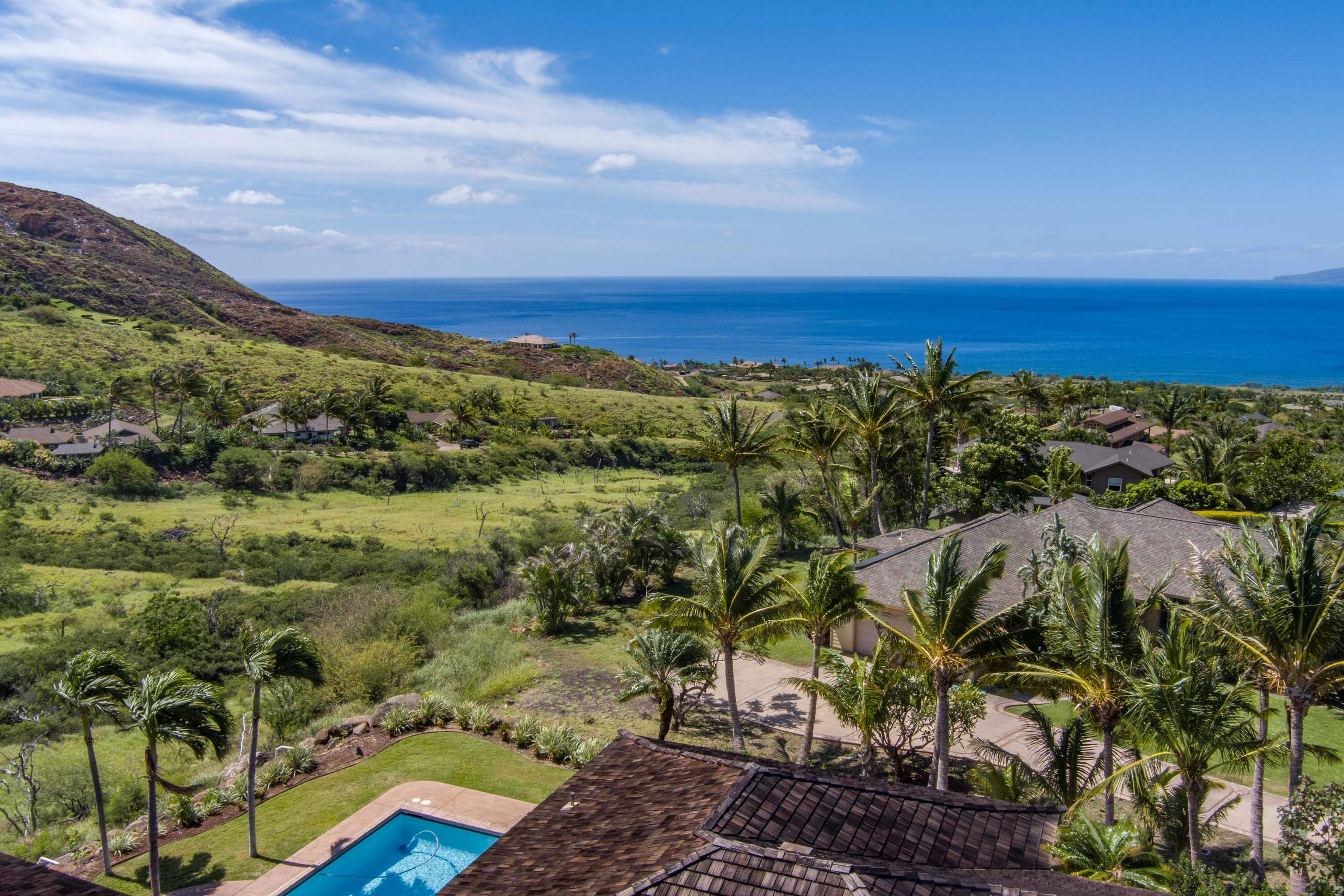 70  Wailau Pl Launiupoko, Lahaina home - photo 4 of 43