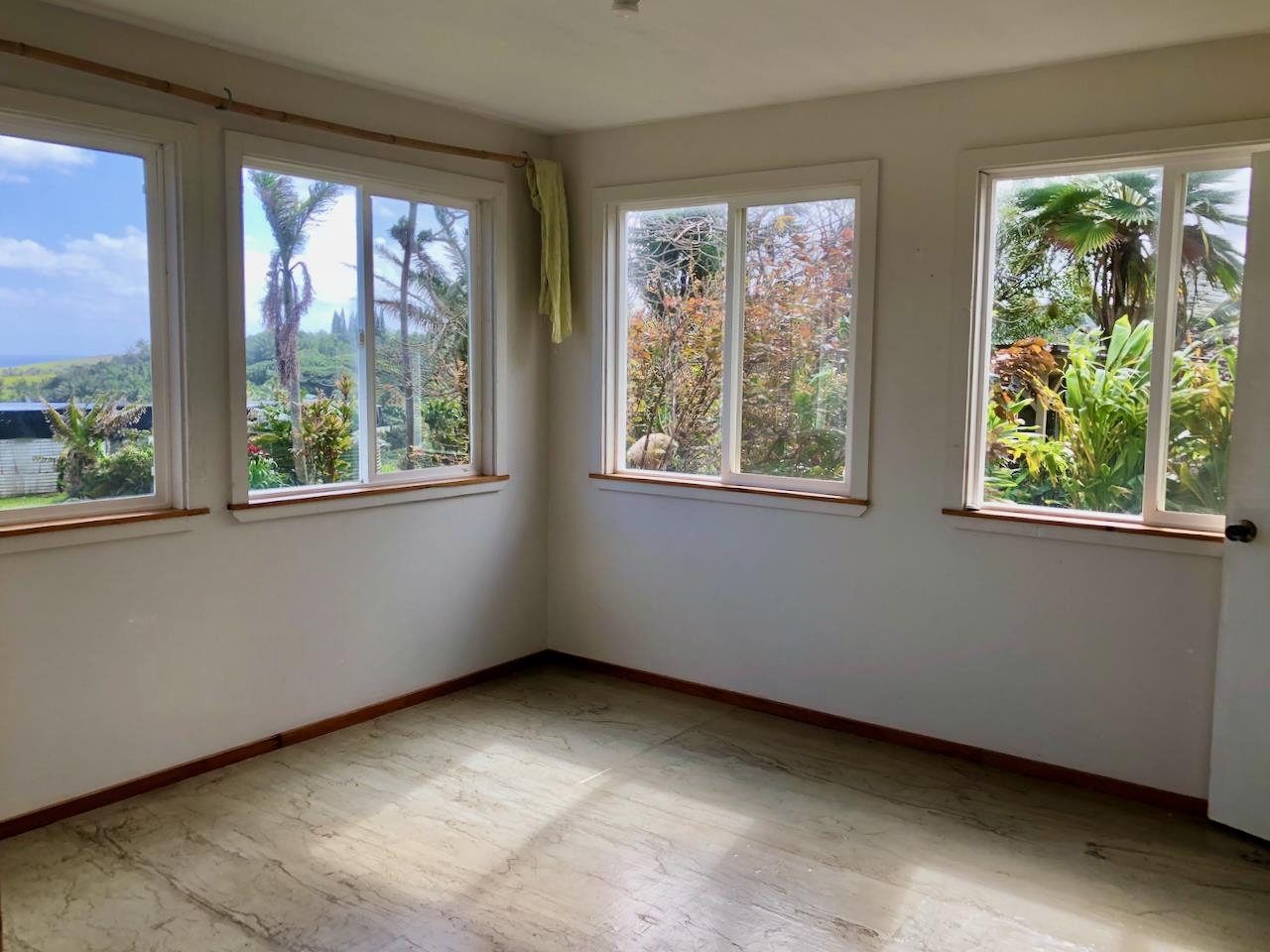 700  Honopou Rd Twin Falls, Haiku home - photo 8 of 50