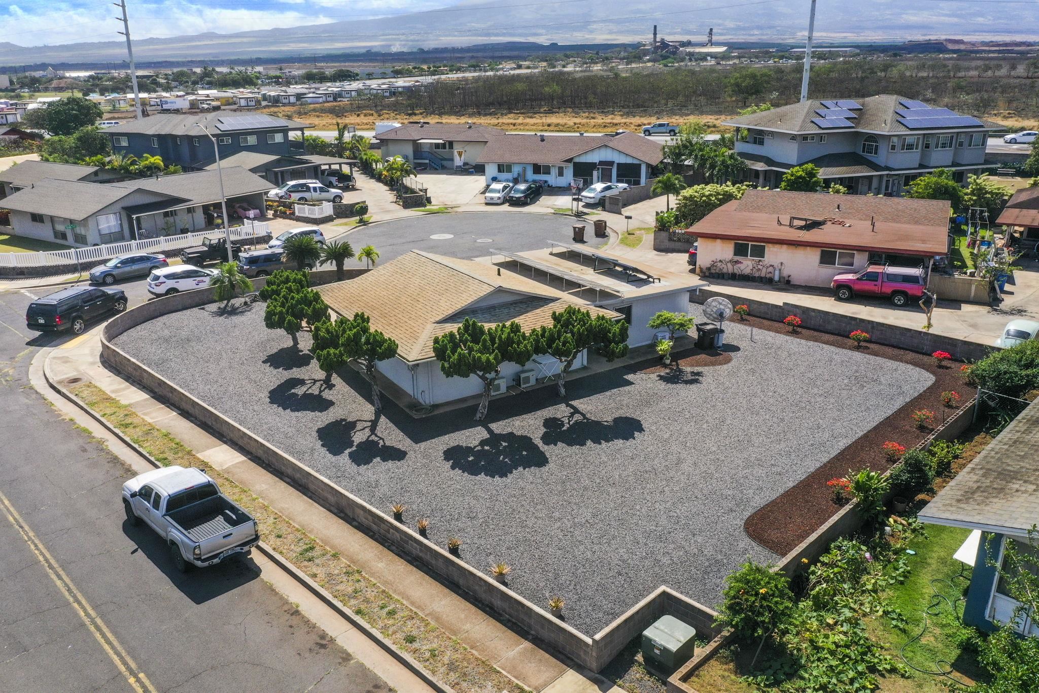708  Hina Pl , Kahului home - photo 3 of 41