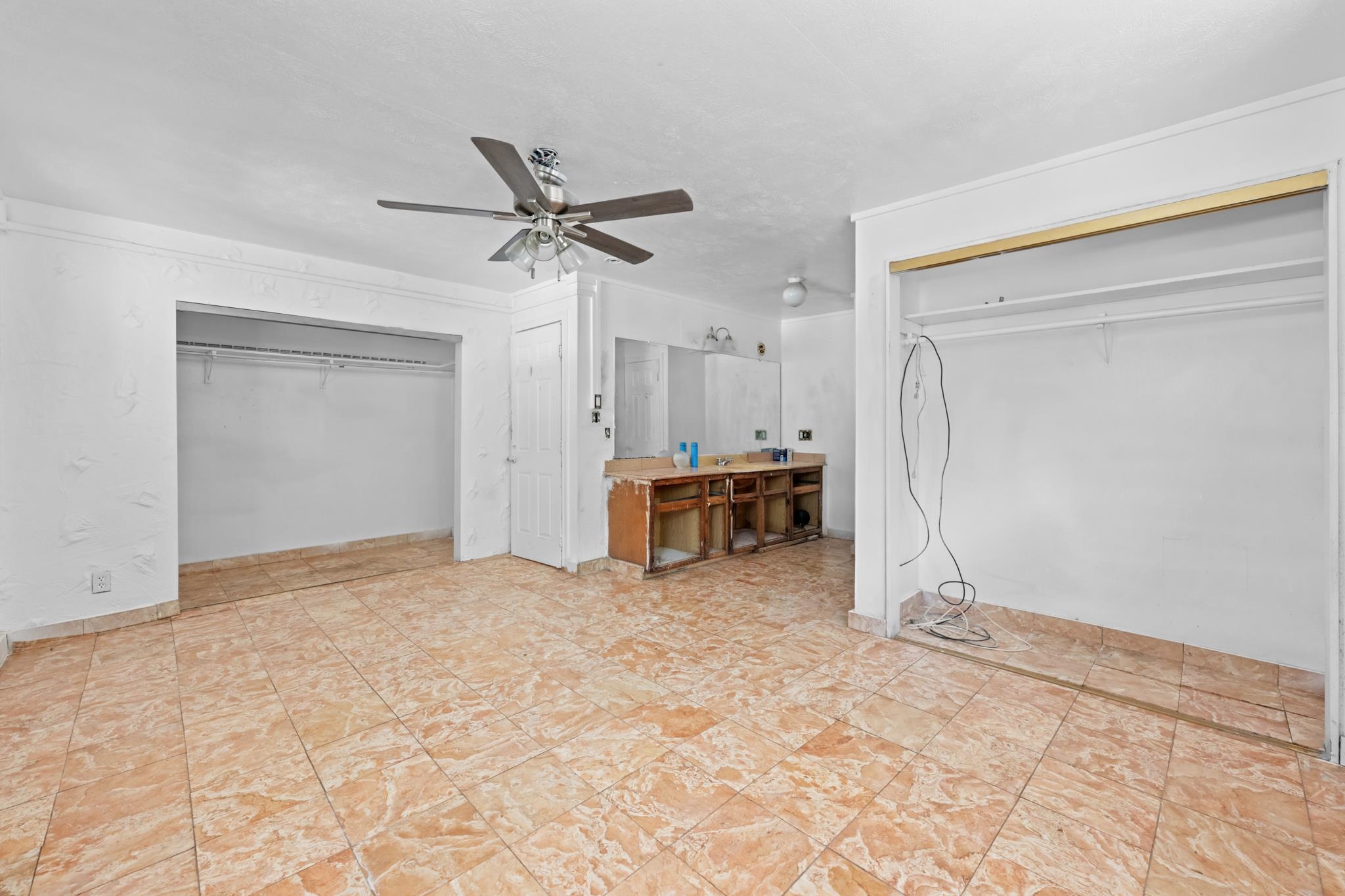 709  Kaimana Pl , Kahului home - photo 12 of 49